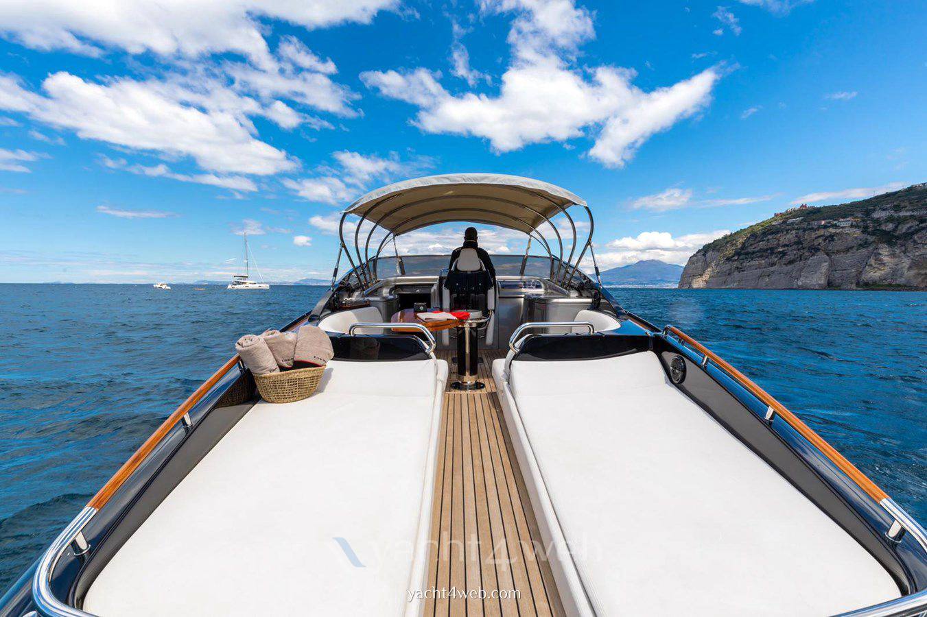 Riva Rivarama 44 fotografia
