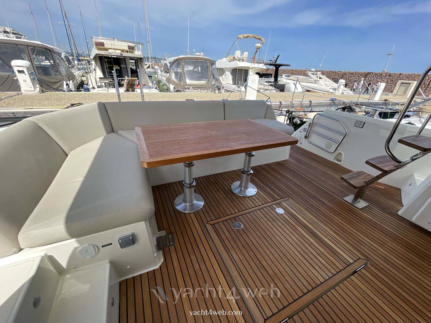 Jeanneau Prestige 460 fly Barca a motore usata in vendita