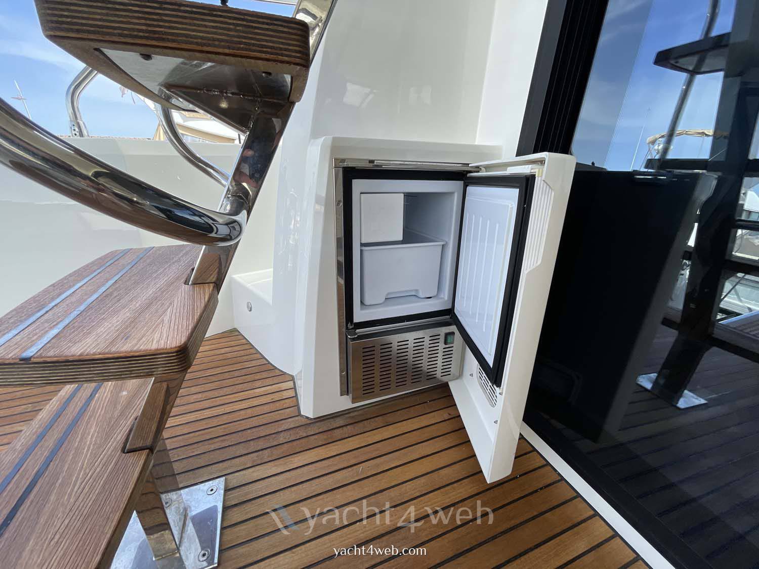 Jeanneau Prestige 460 fly usato
