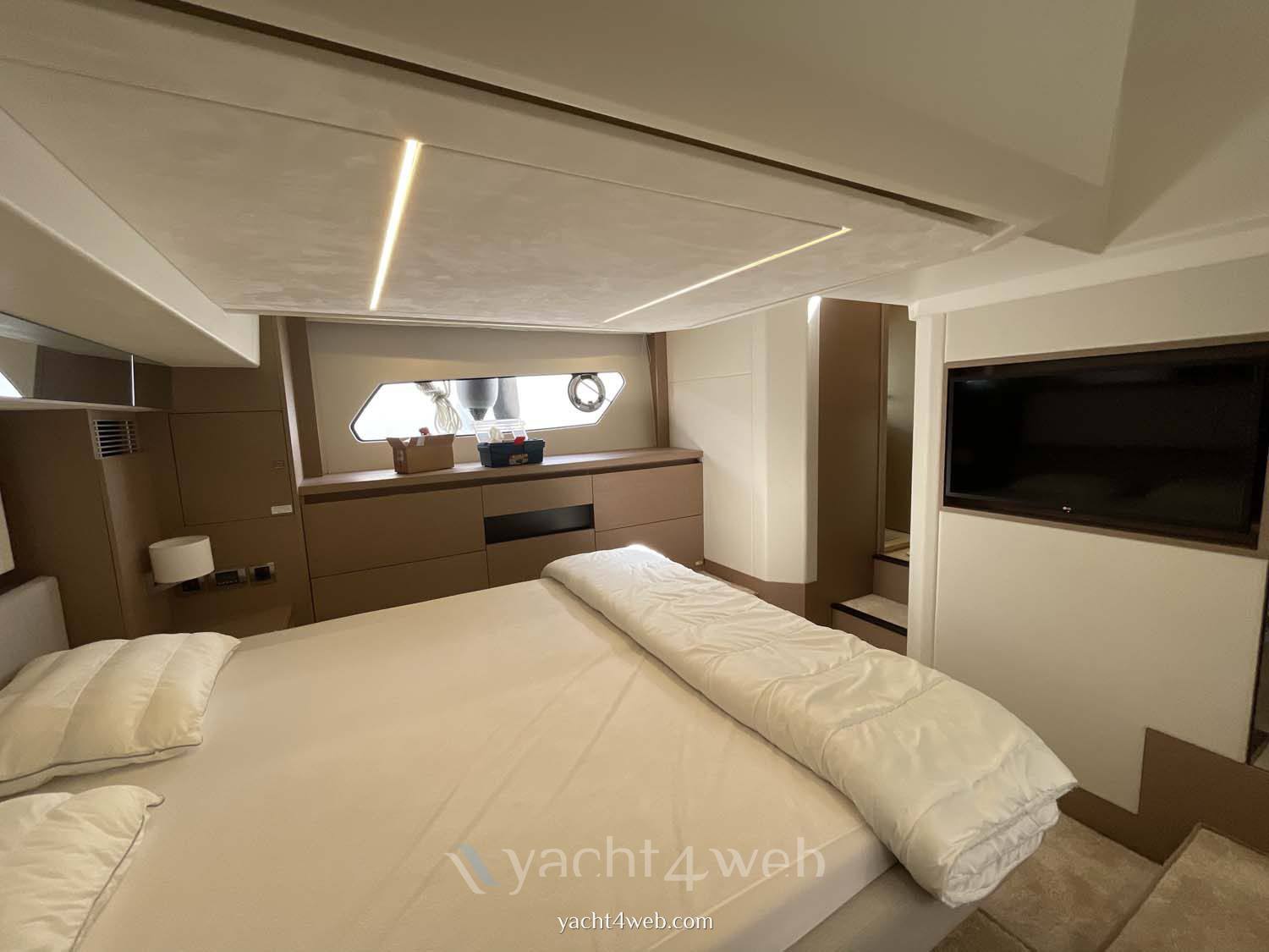 Jeanneau Prestige 460 fly Motoryacht usato