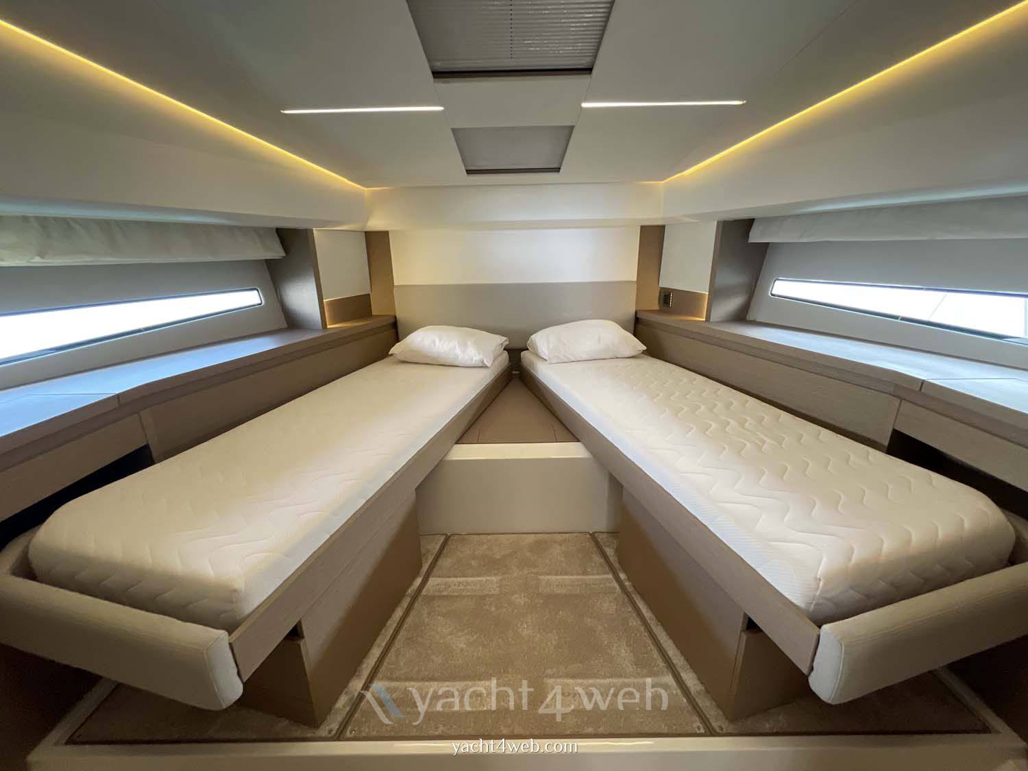 Jeanneau Prestige 460 fly Barca a motore usata in vendita