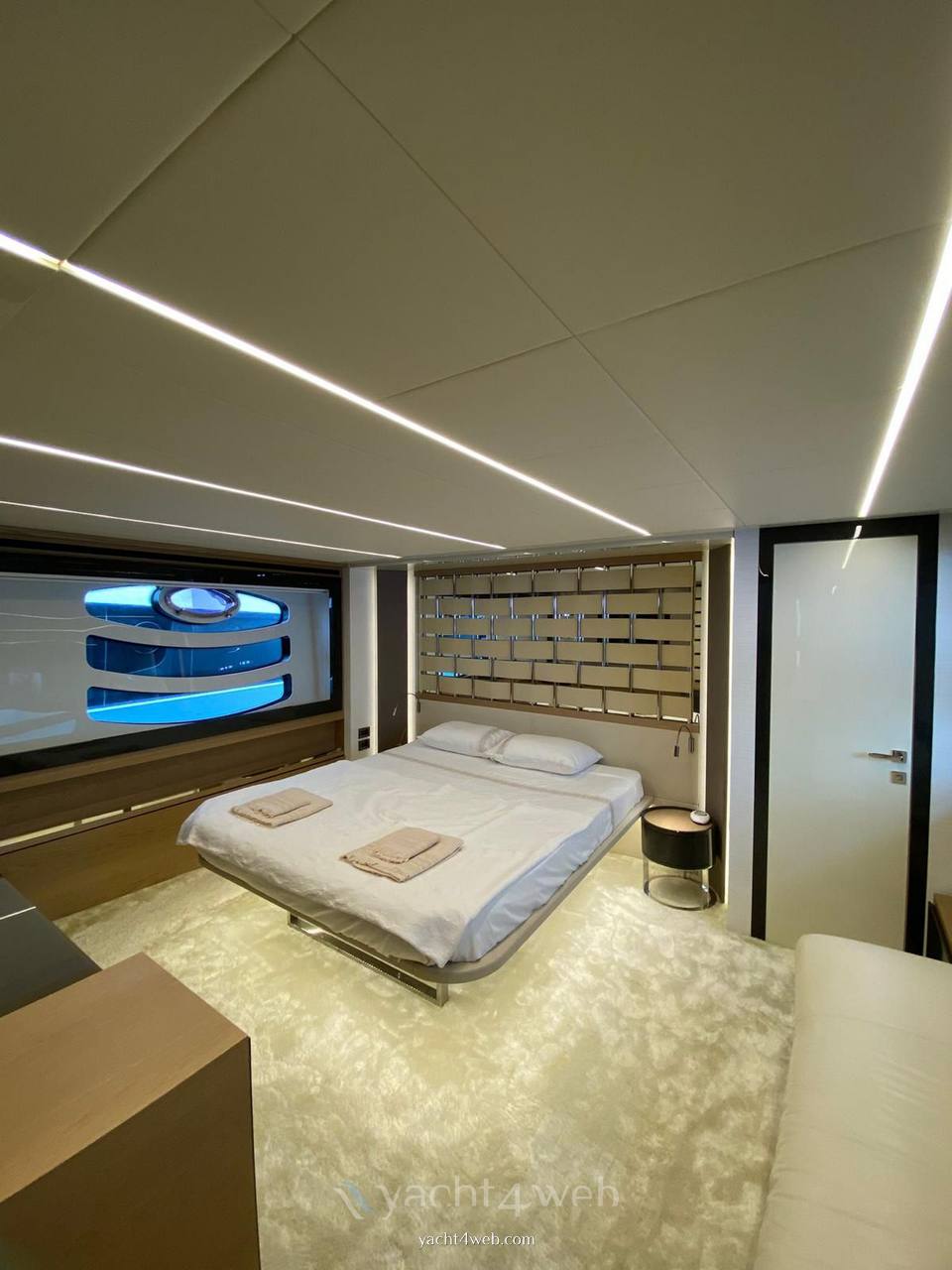 Pershing 70 Motoryacht