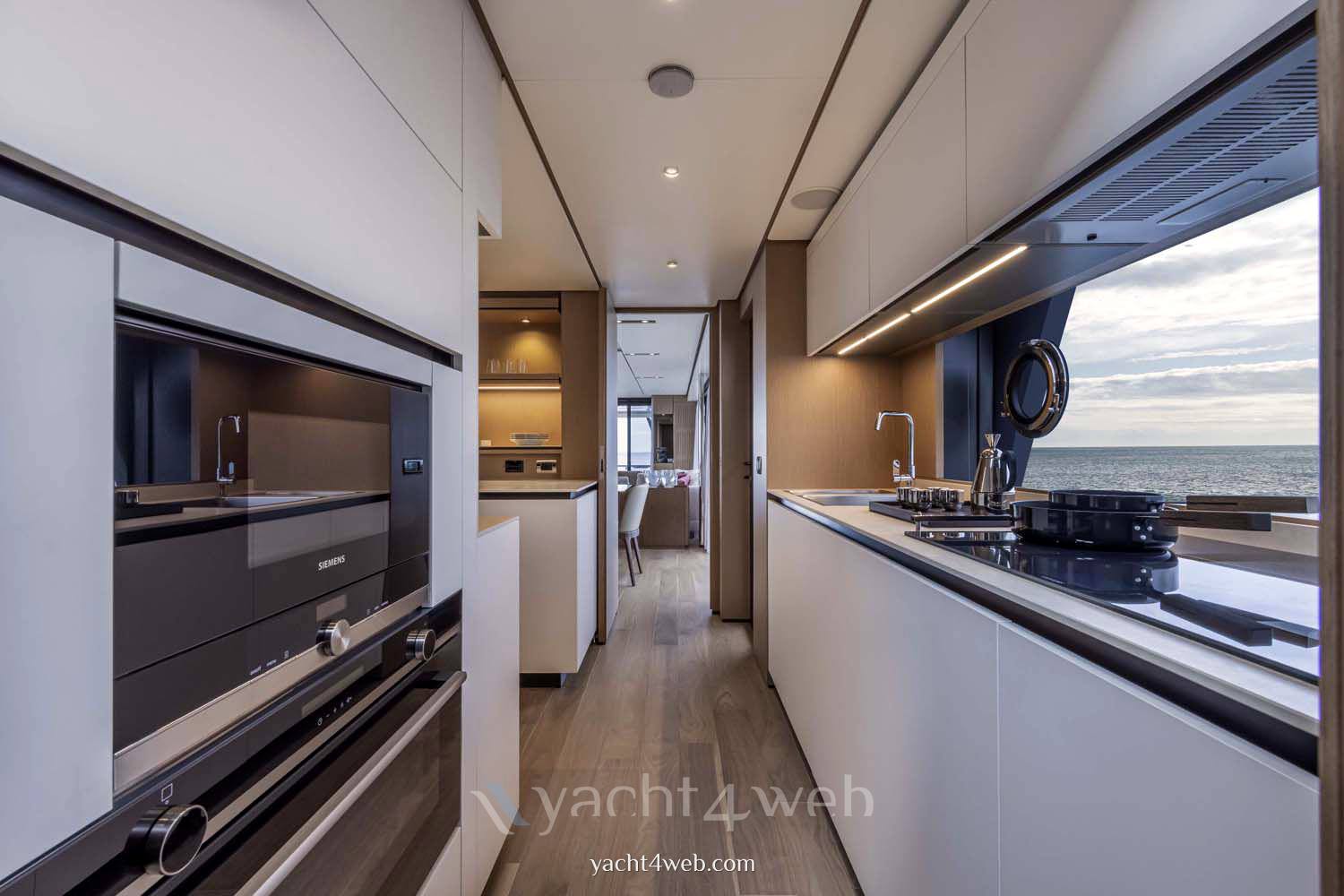 Ferretti yachts 1000 0
