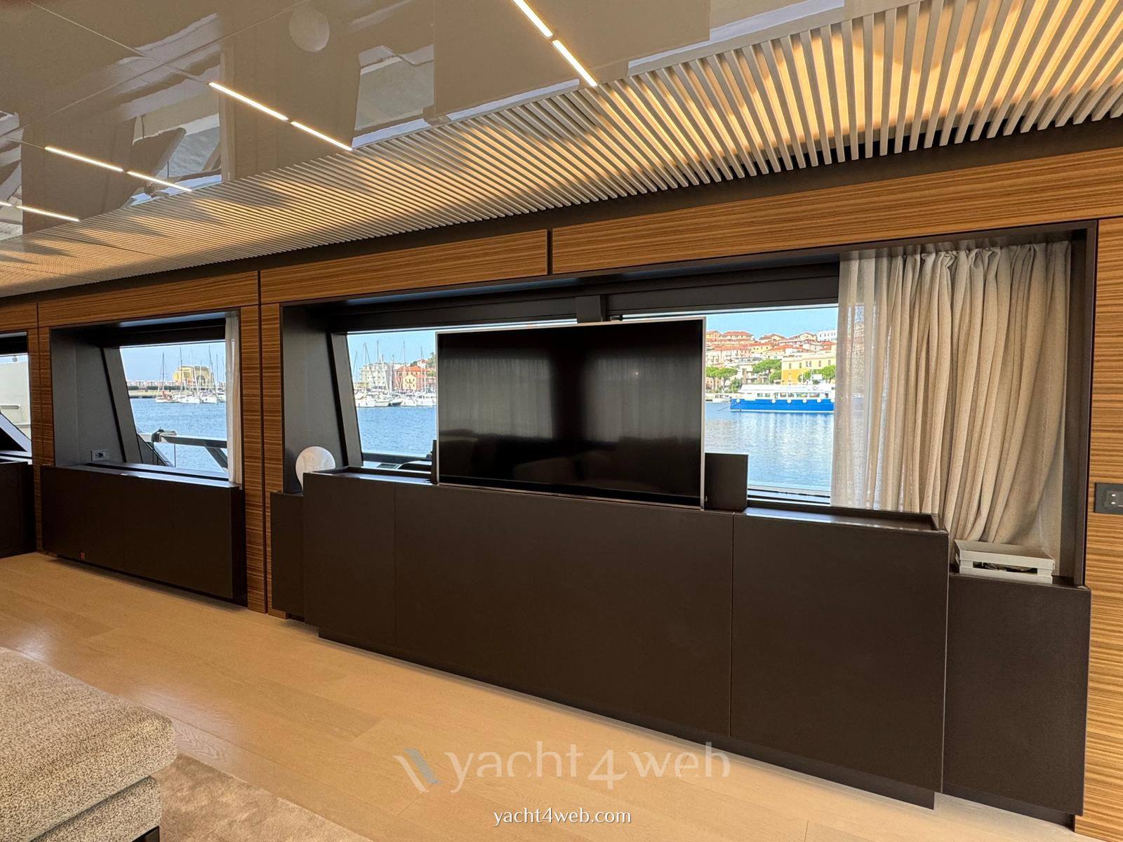 Ferretti yachts 920 usato