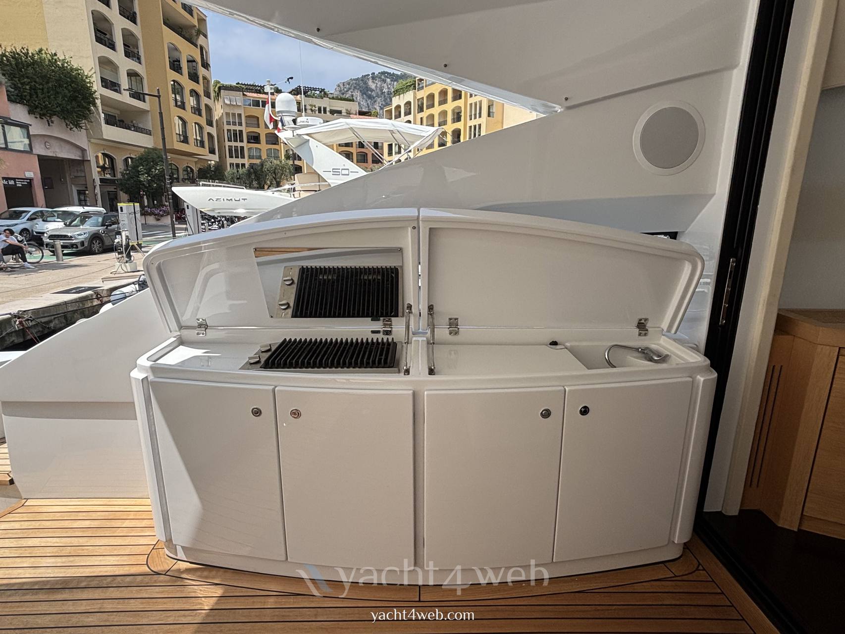 Pershing 64 fotografia