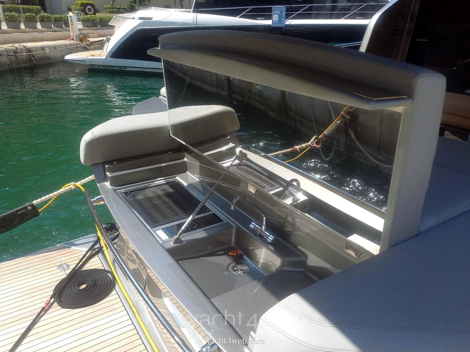Cranchi E52f Motoryacht
