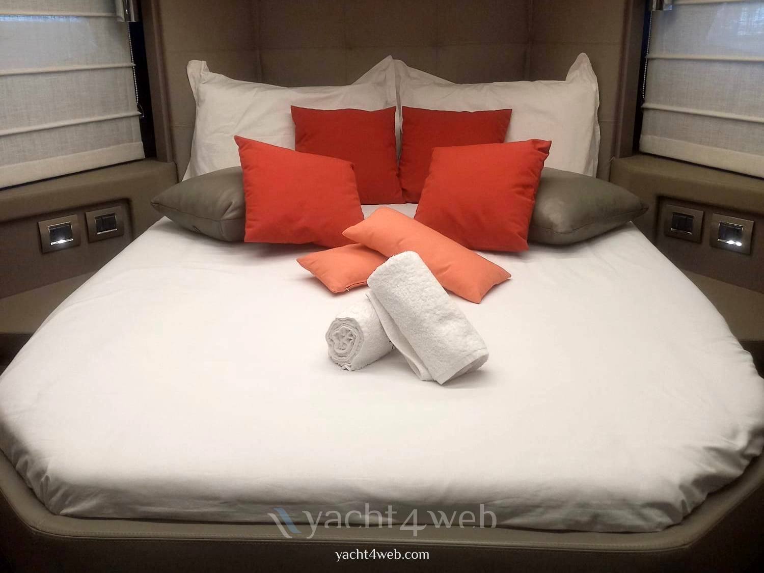 Cranchi E52f Motoryacht