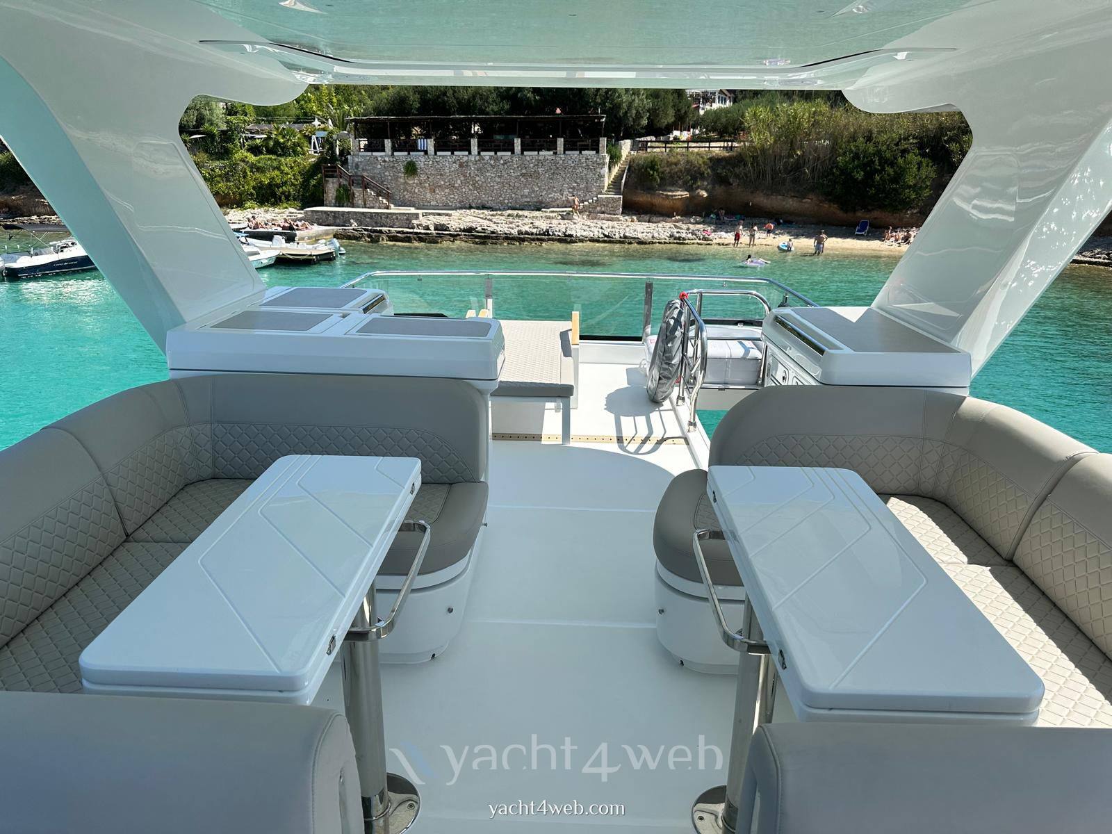 Ab yachts 560 fly usato
