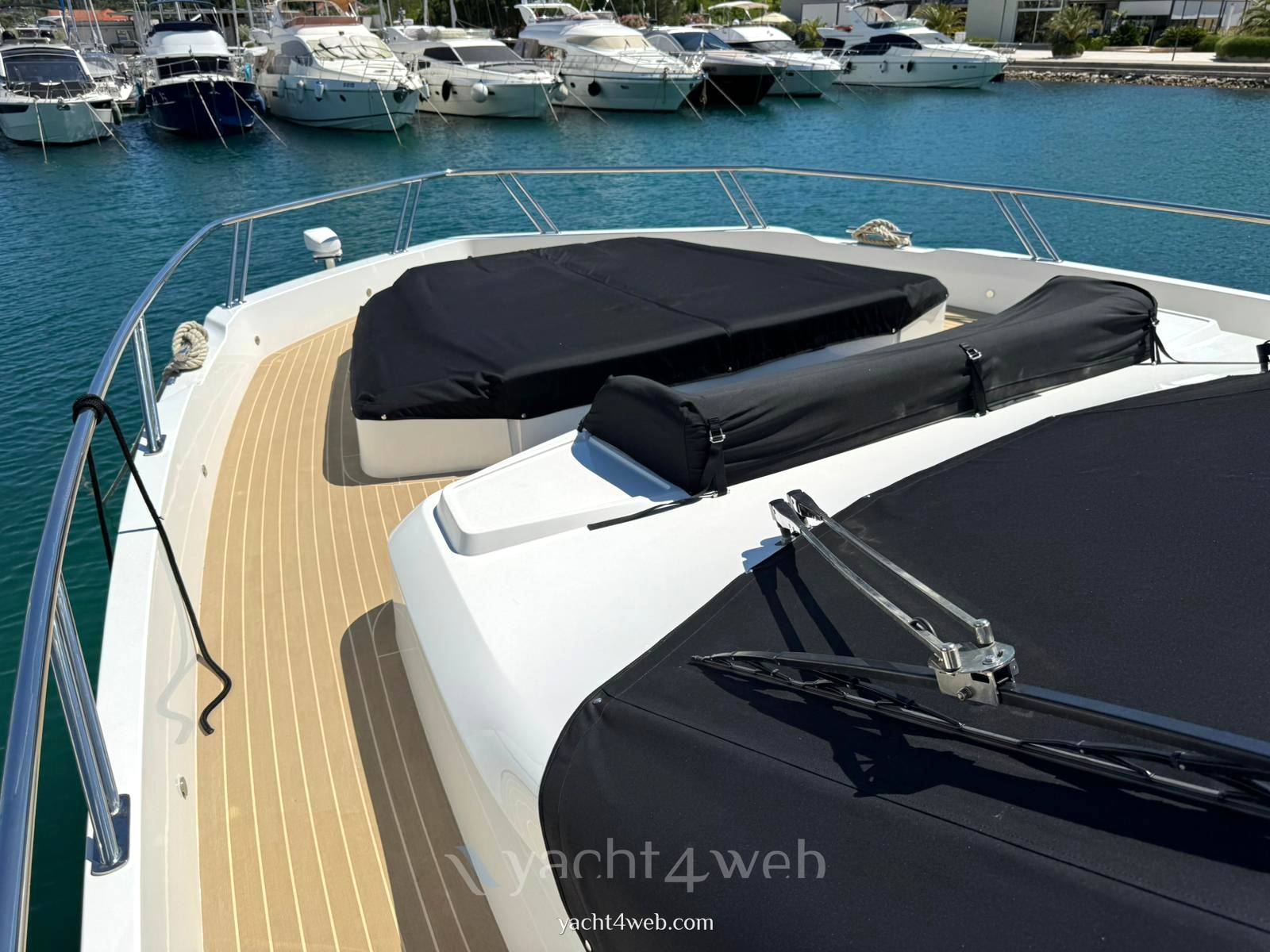 Ab yachts 560 fly Motoryacht usato