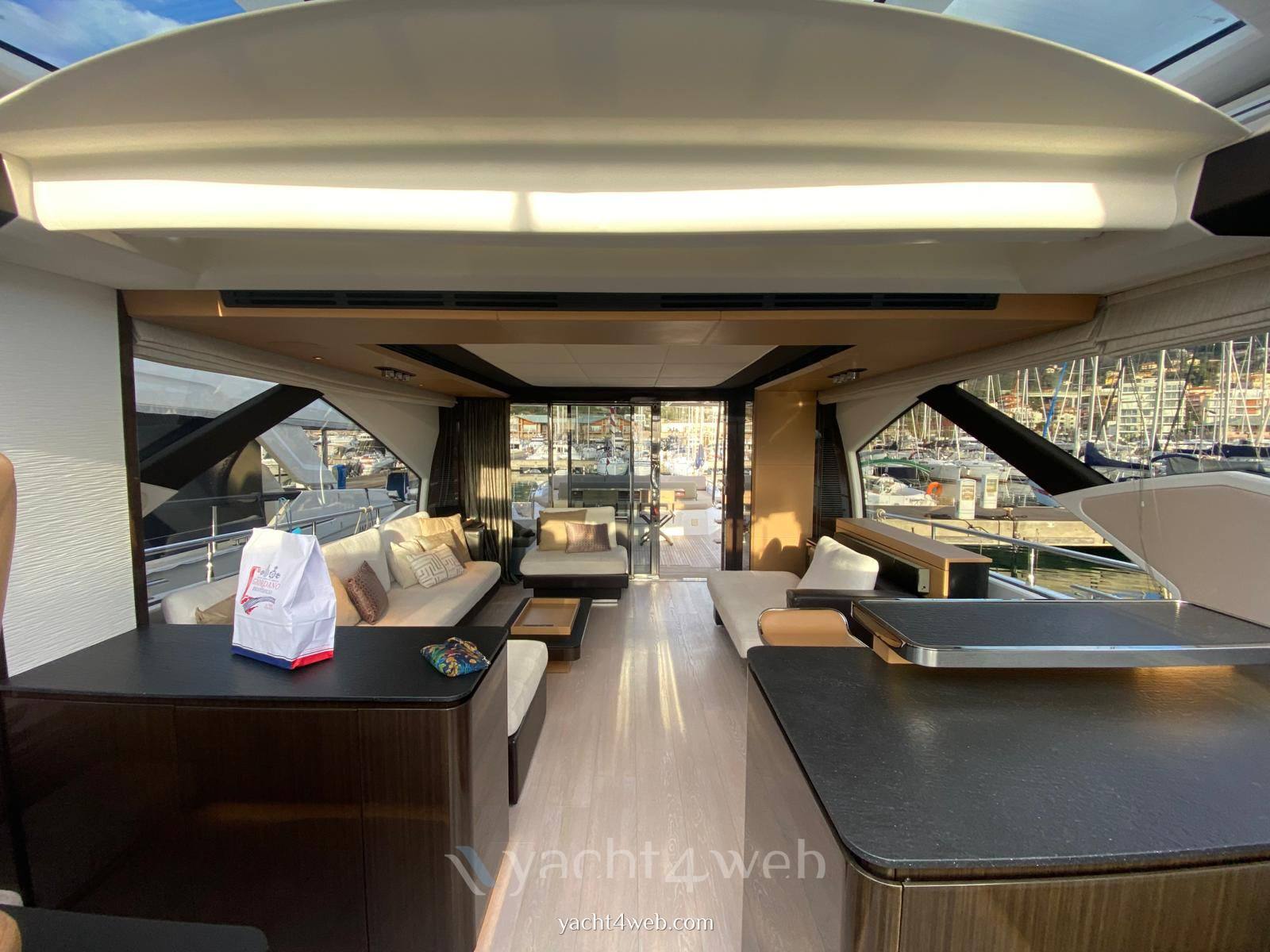 Azimut 77s barca a motore