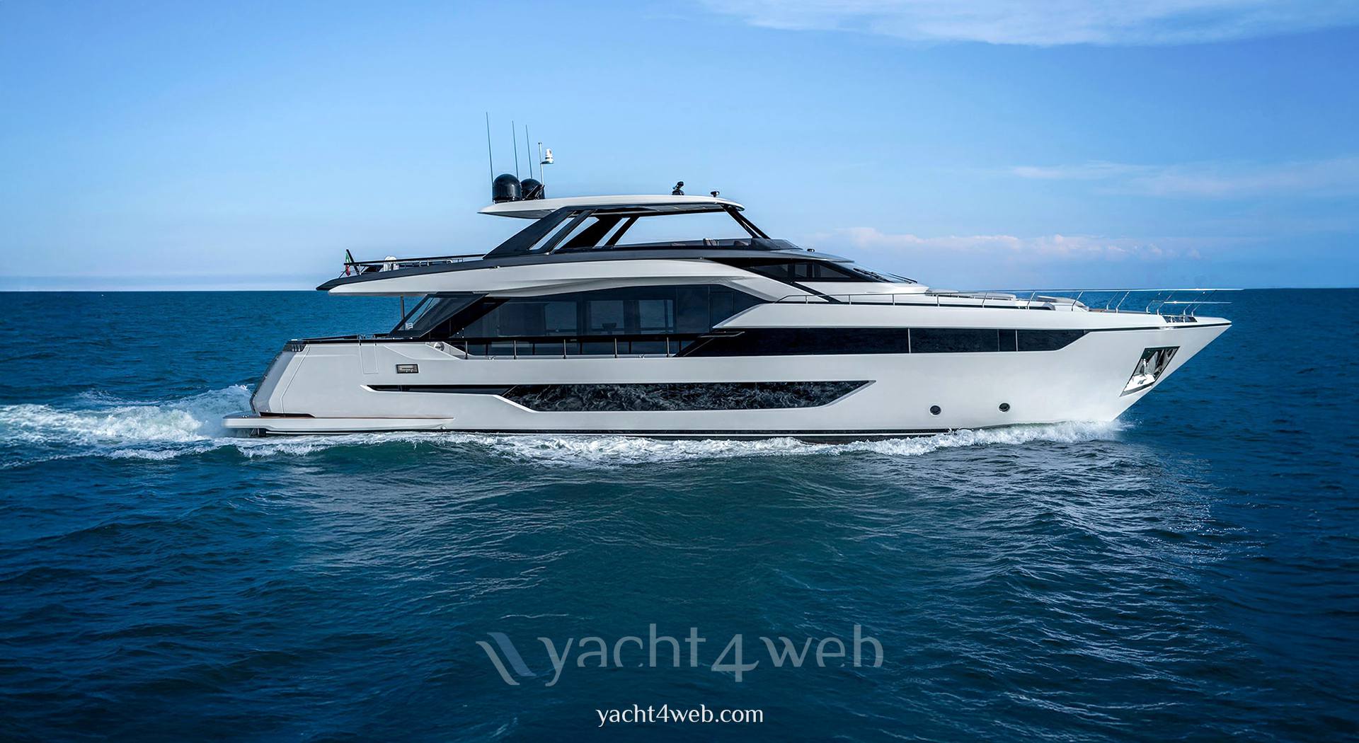 Ferretti yachts 940 
