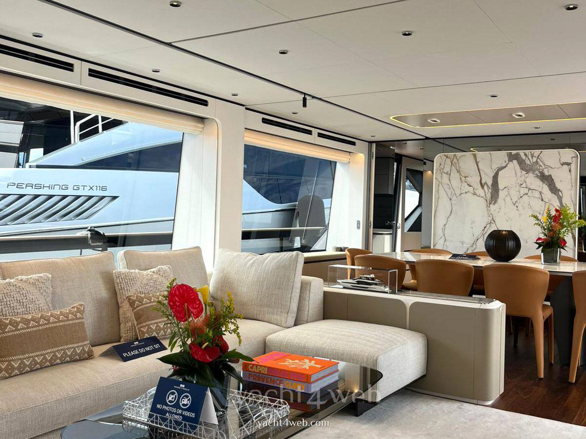Ferretti yachts 940 barca