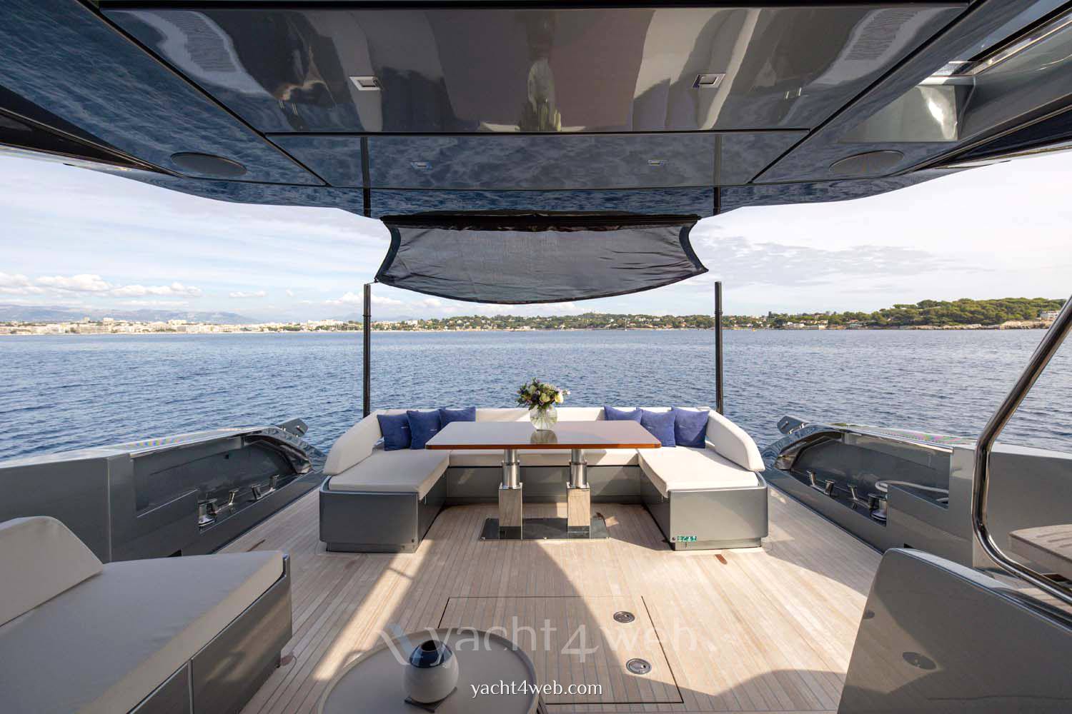 Riva Perseo 76 barco de motor