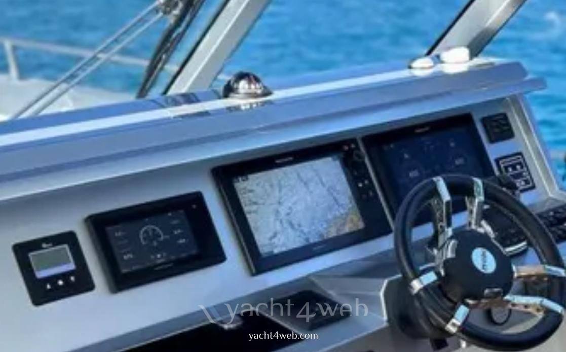 Med yachts Med52 Motor boat used for sale