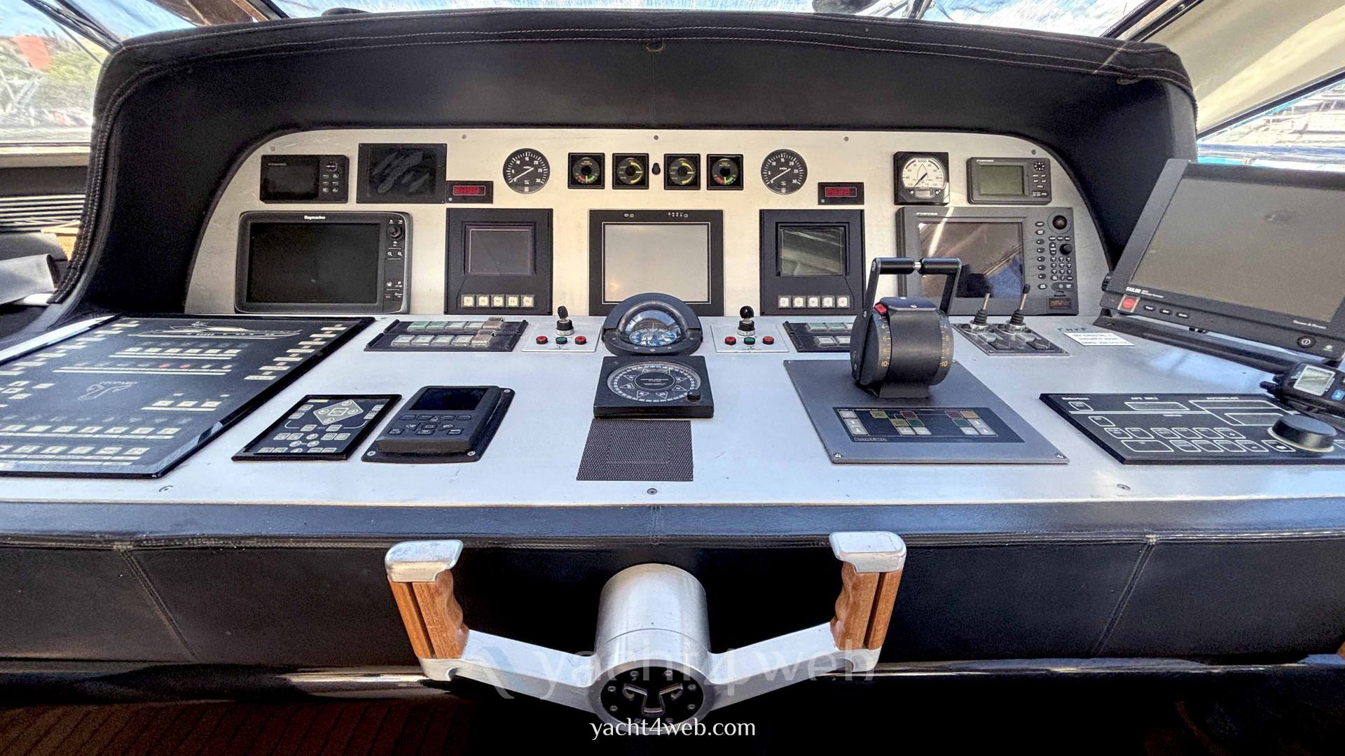 Leopard 24 Motor yacht