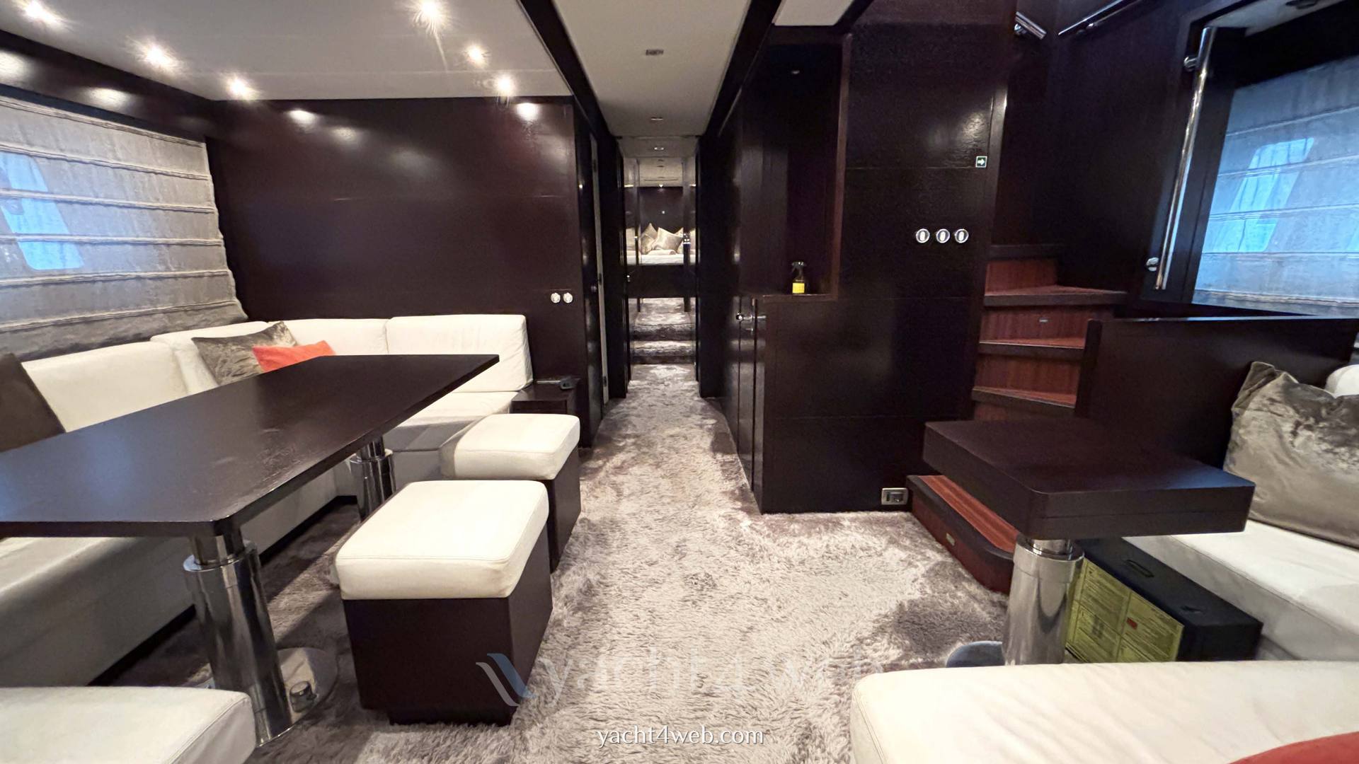 Leopard 24 Motor yacht used