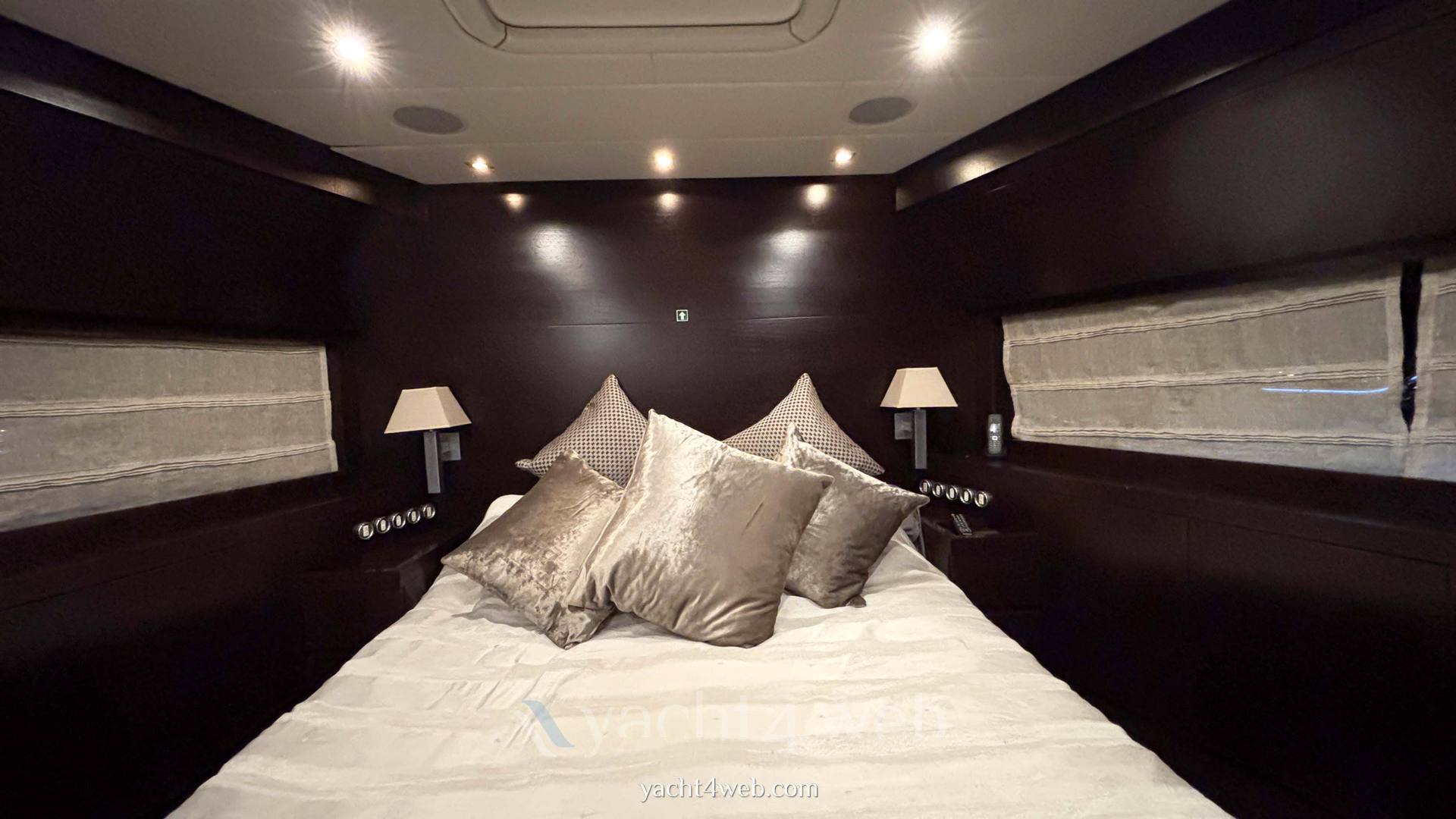 Leopard 24 Motor yacht used