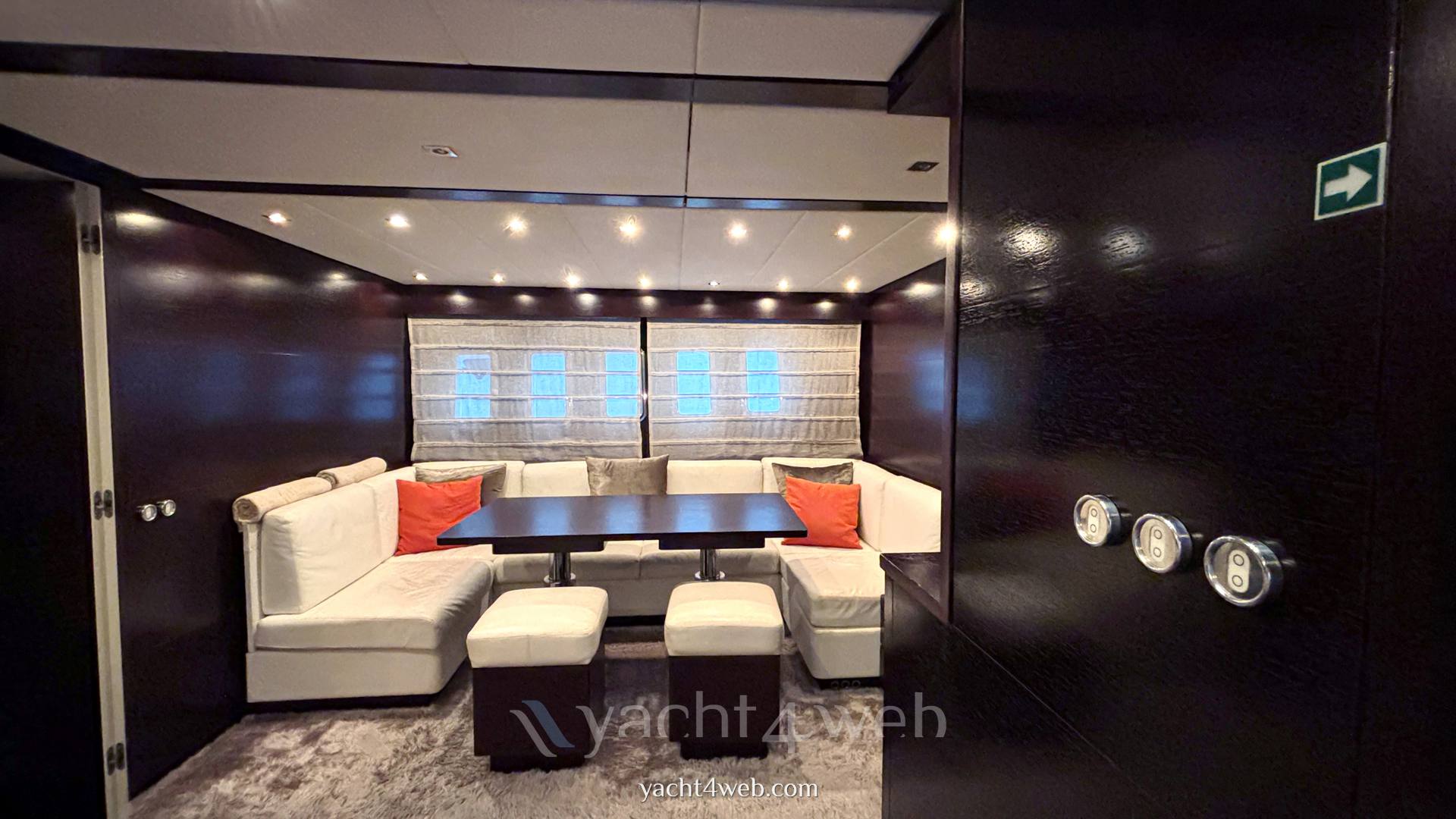 Leopard 24 Motor yacht used