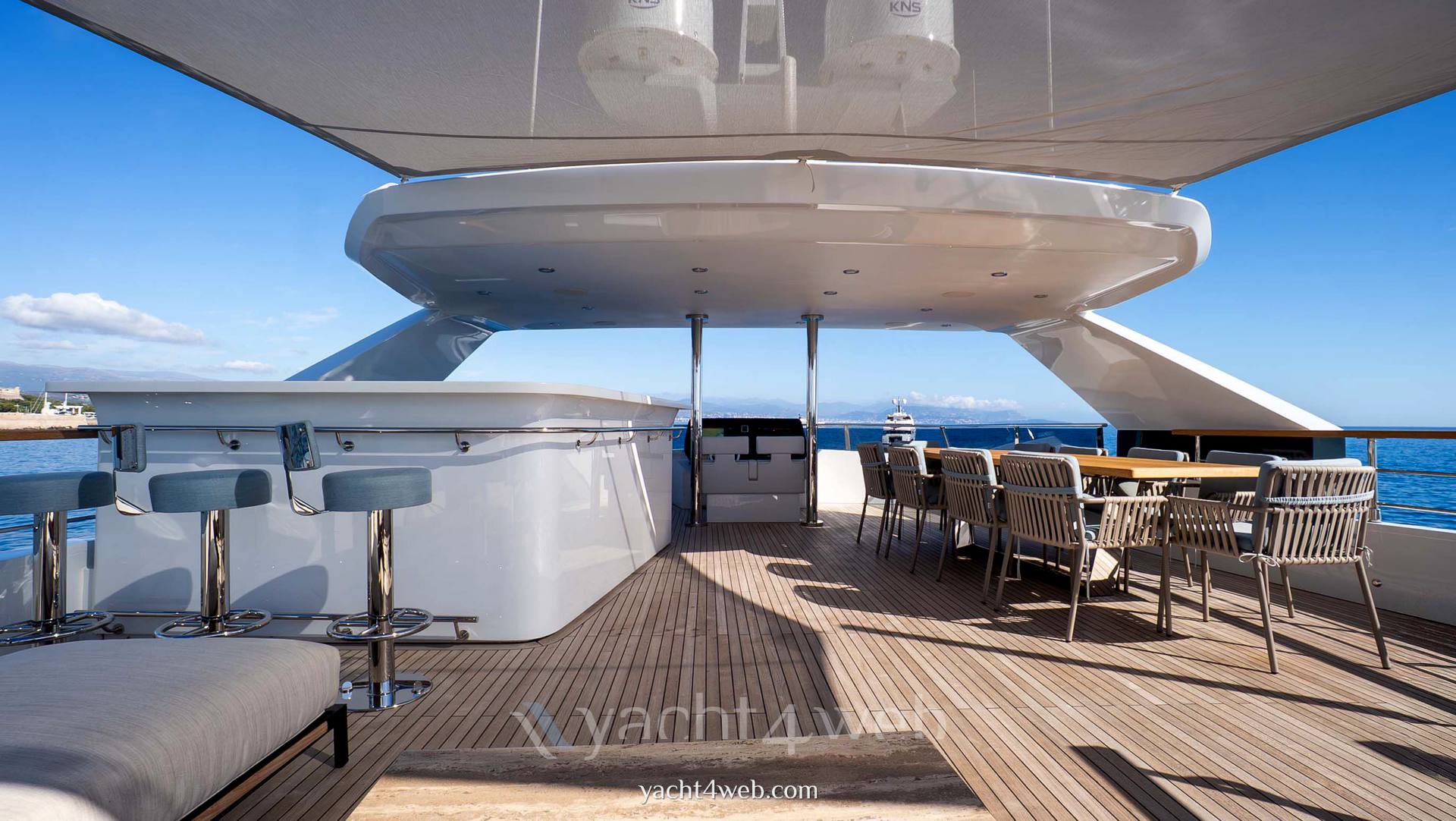 Numarine 32xp barca a motore