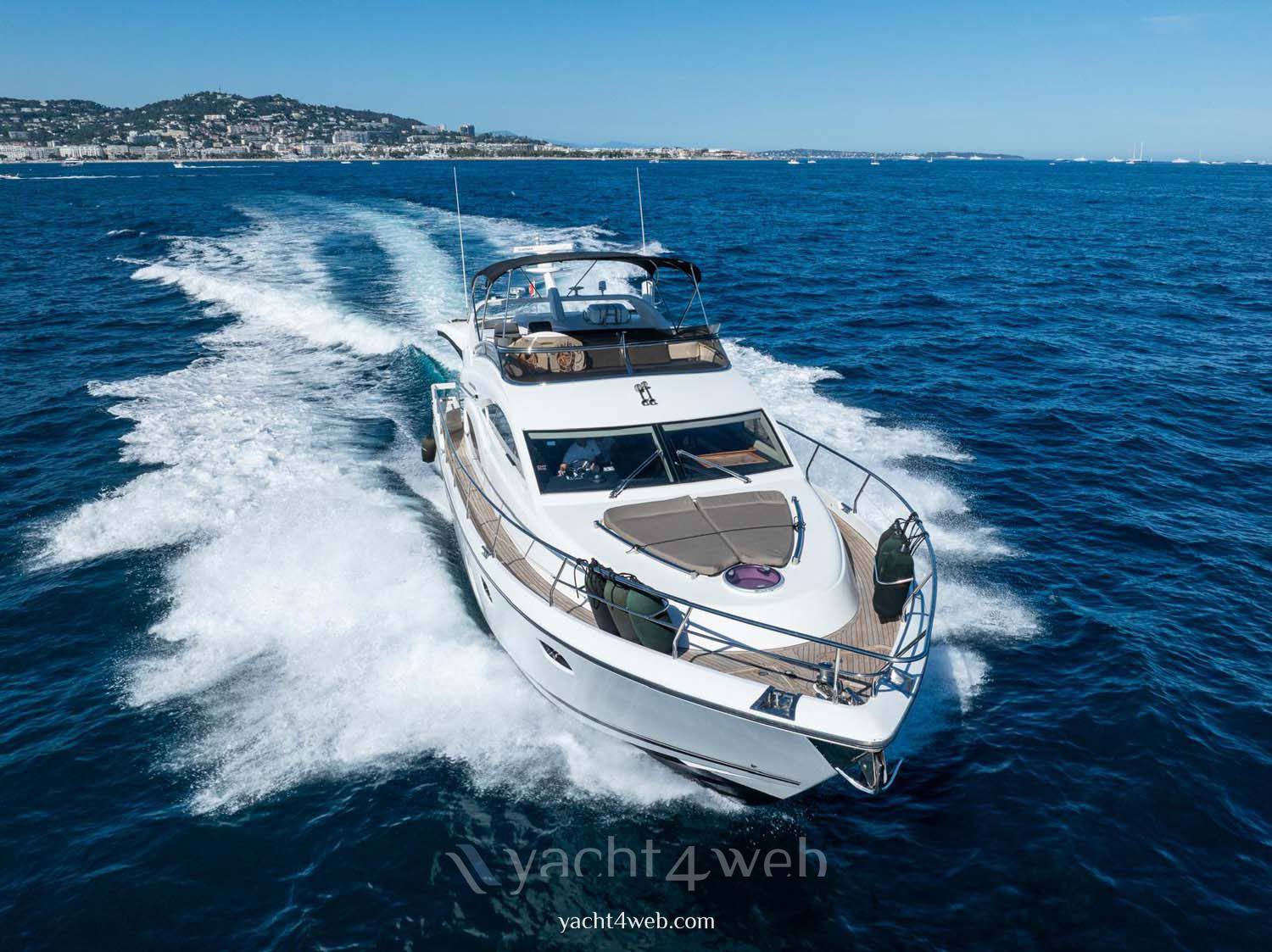 Pearl yachts 60 游艇 使用