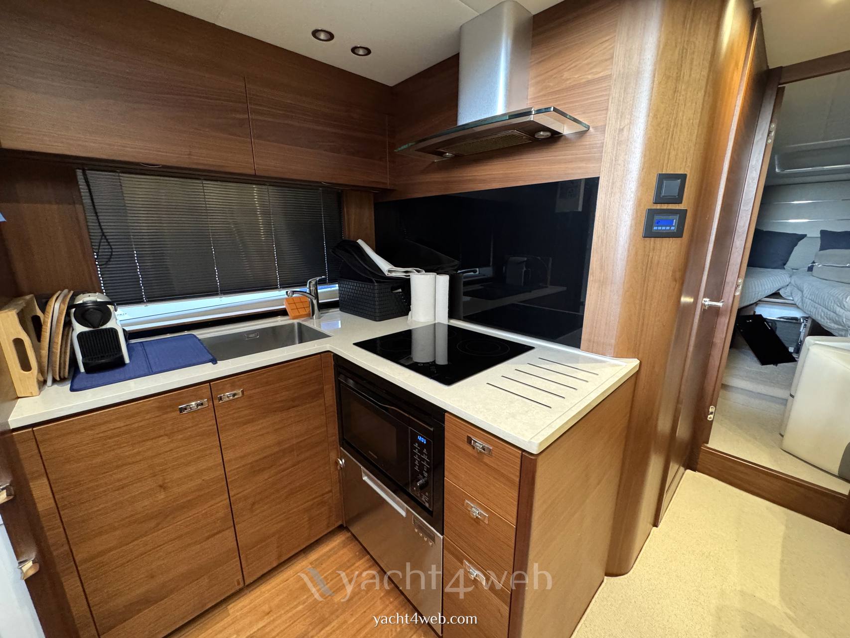 Princess V50 barca