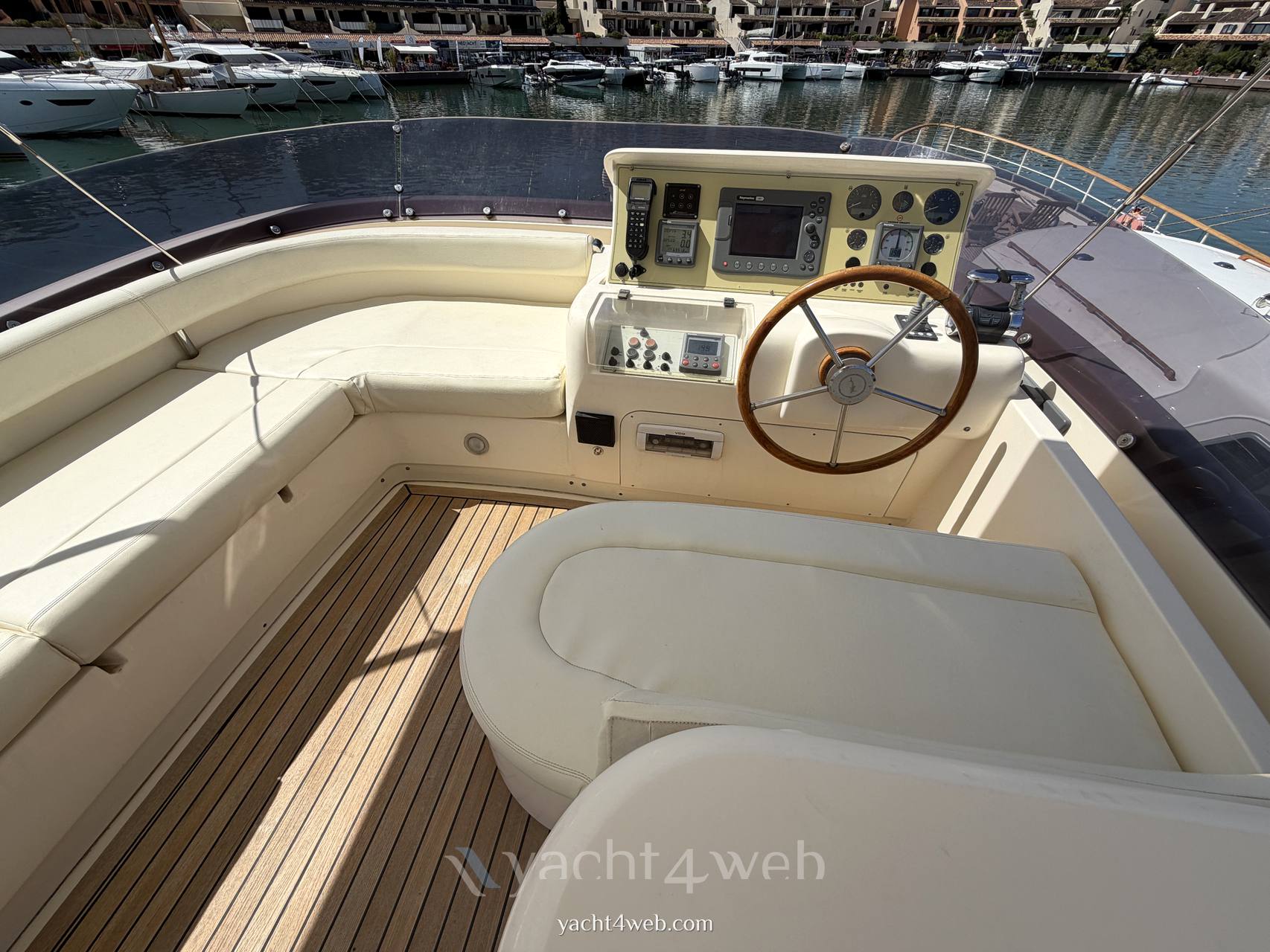 Mochi craft Dolphin 64 Barca usata in vendita