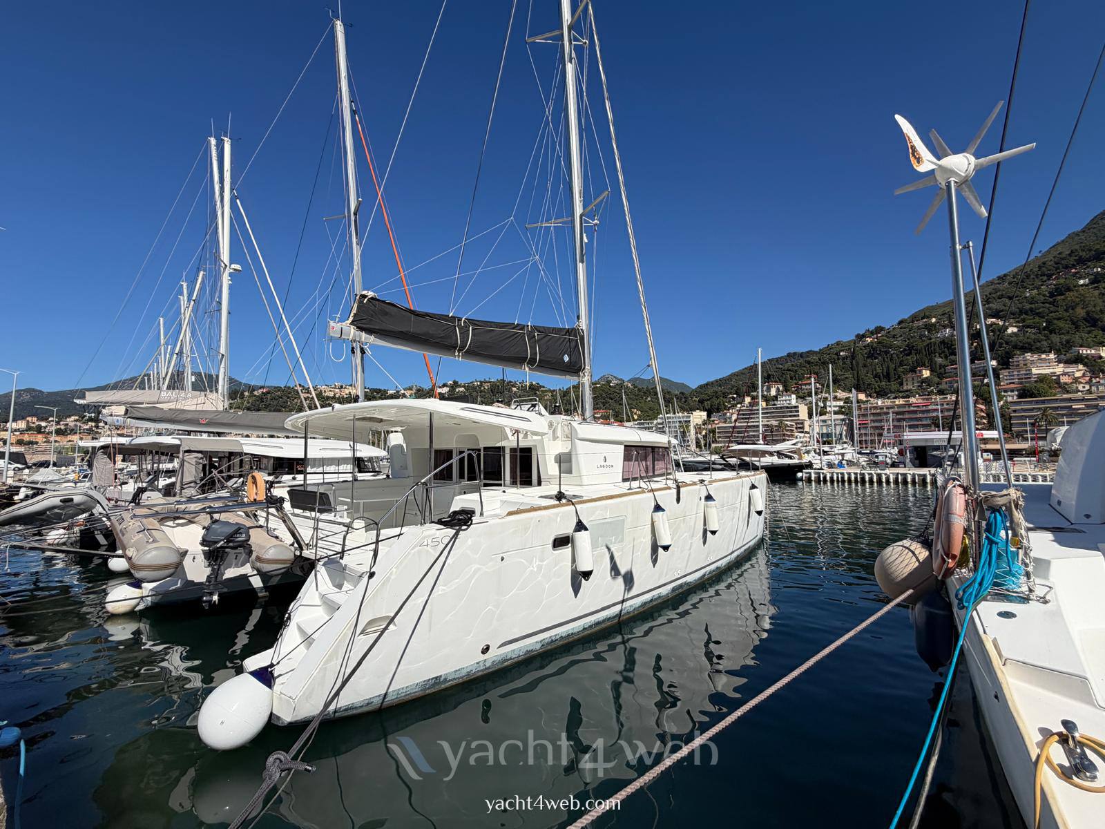 Lagoon 450 f Barca usata in vendita