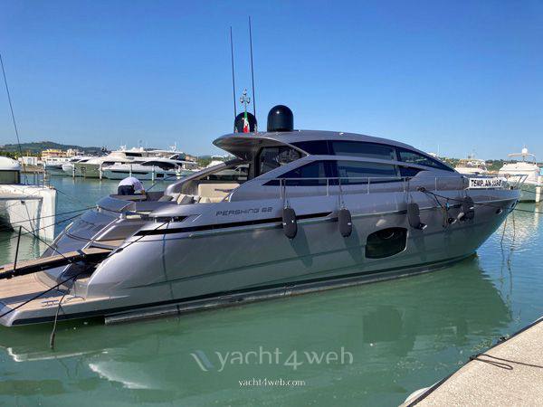 Pershing 62 Barco de motor usado para venta