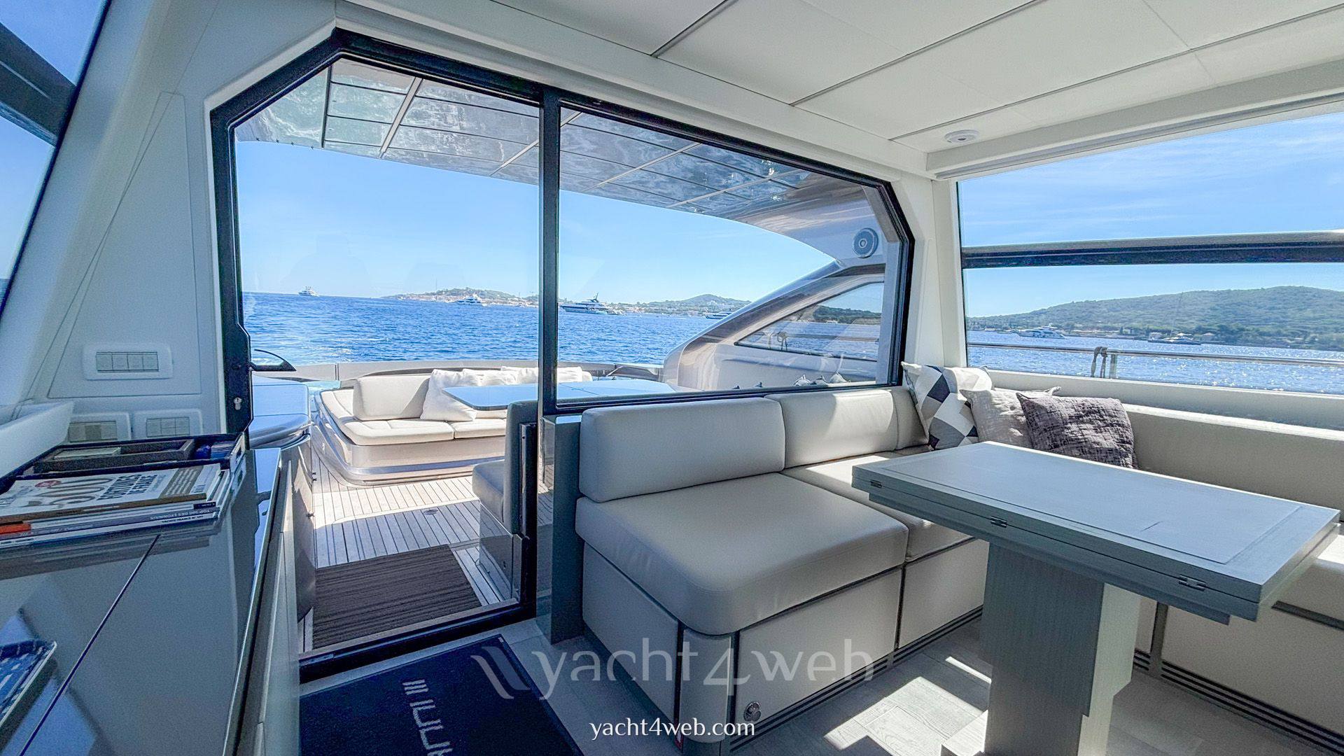 Pershing 62 Yate a motor