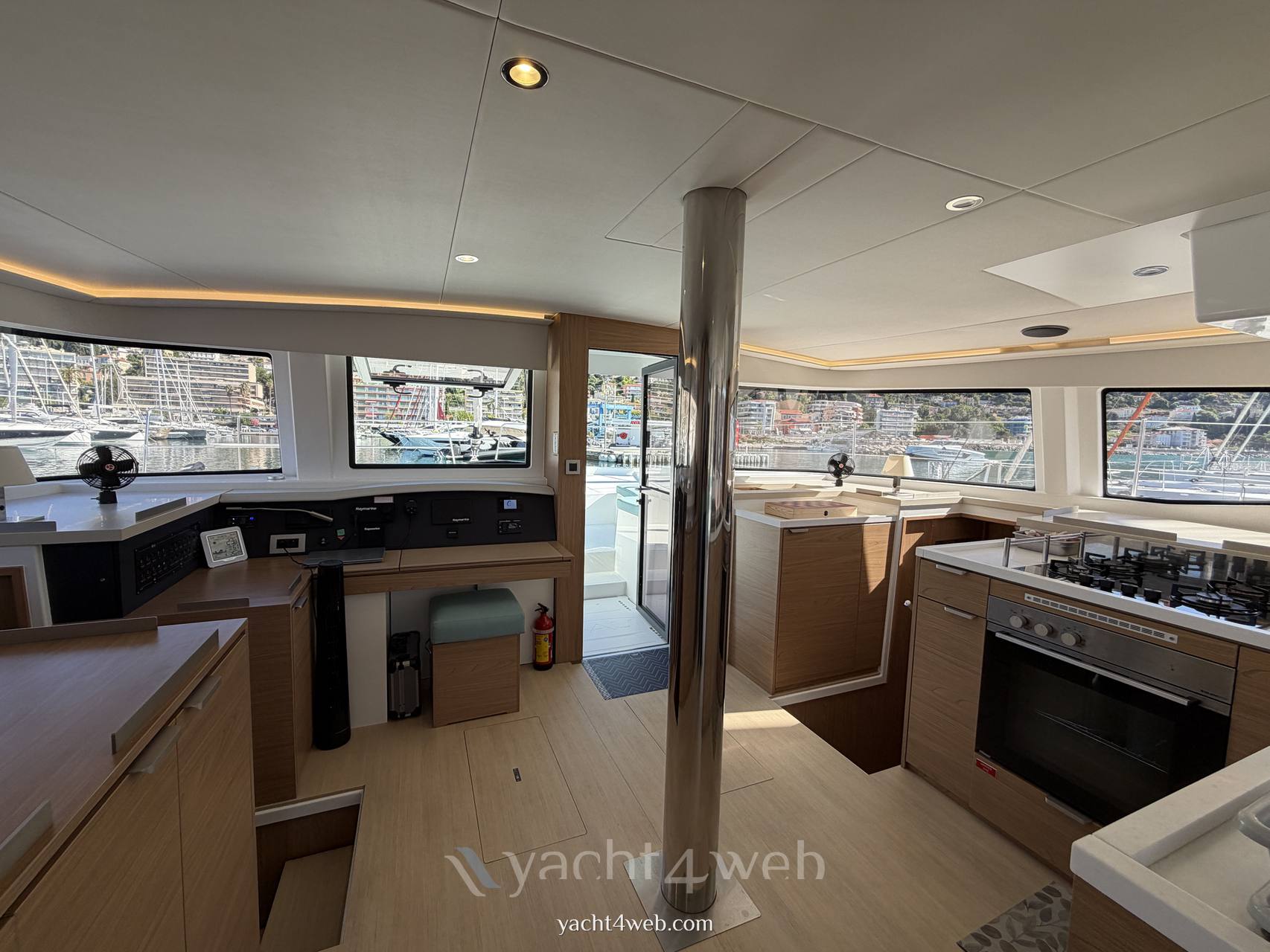 Catana sas Bali 4.8 fotografia