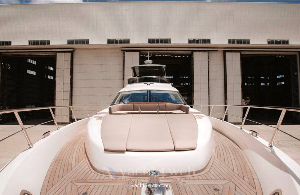 Faraday yachts Maxwell 64 