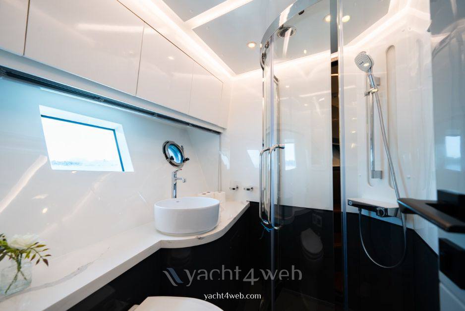 Faraday yachts Maxwell 64 Barco usado para venda