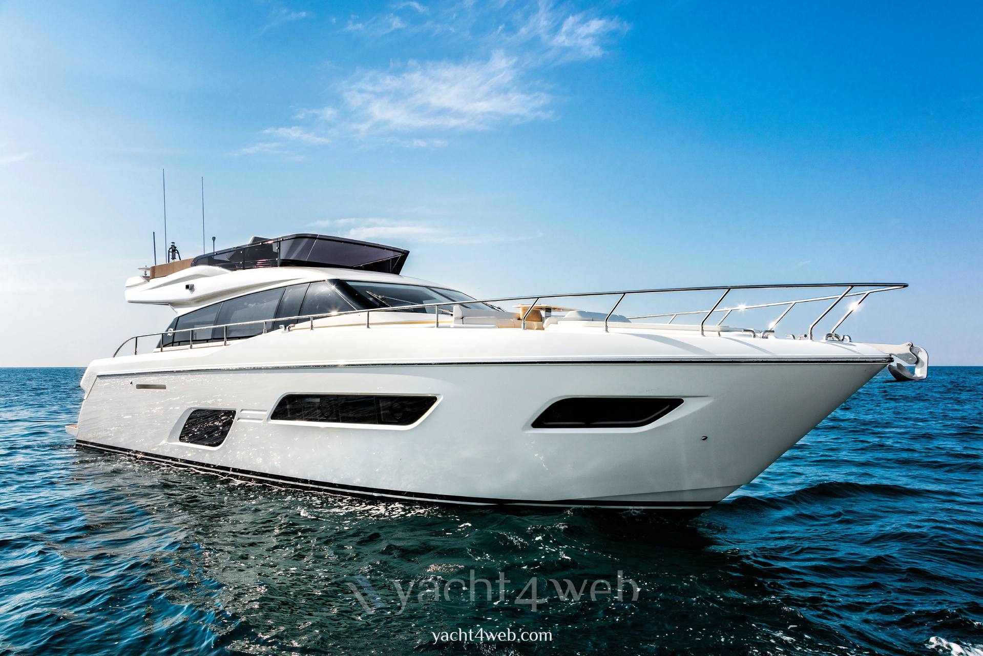Ferretti yachts 550 