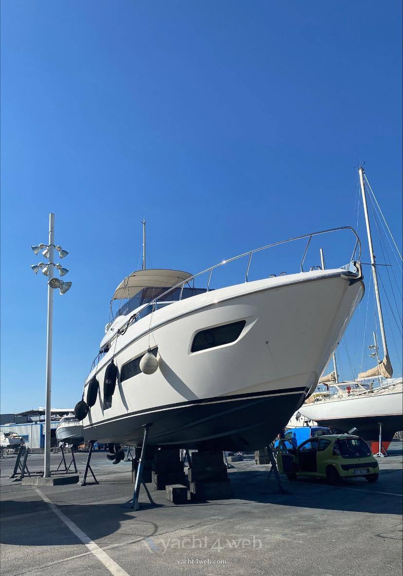 Ferretti yachts 550 使用