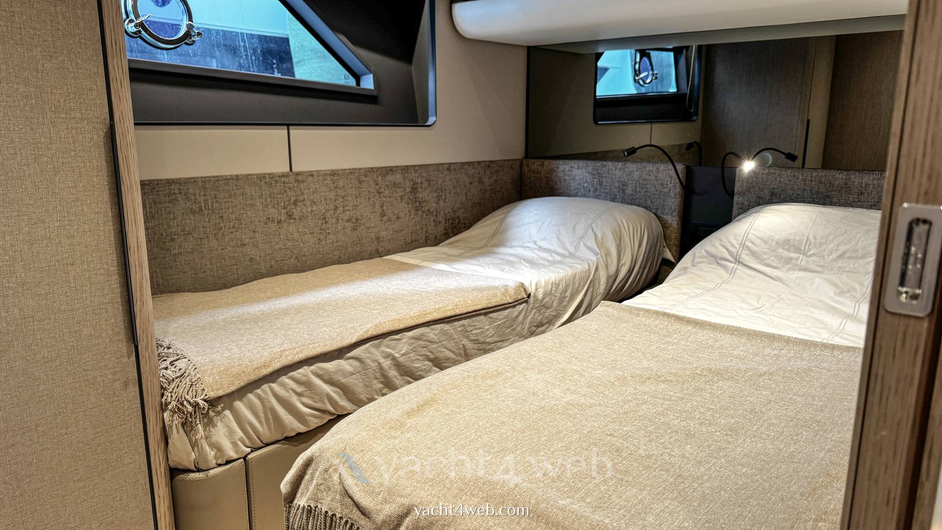 Ferretti yachts 580 barco a motor