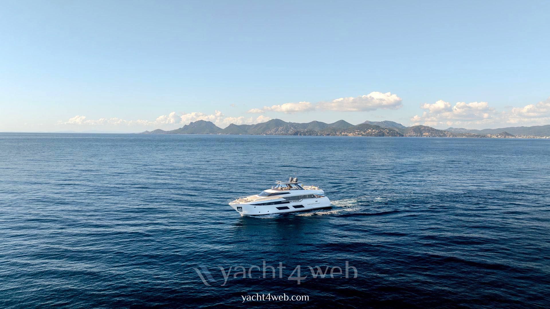 Ferretti yachts 920 piola 游艇 使用