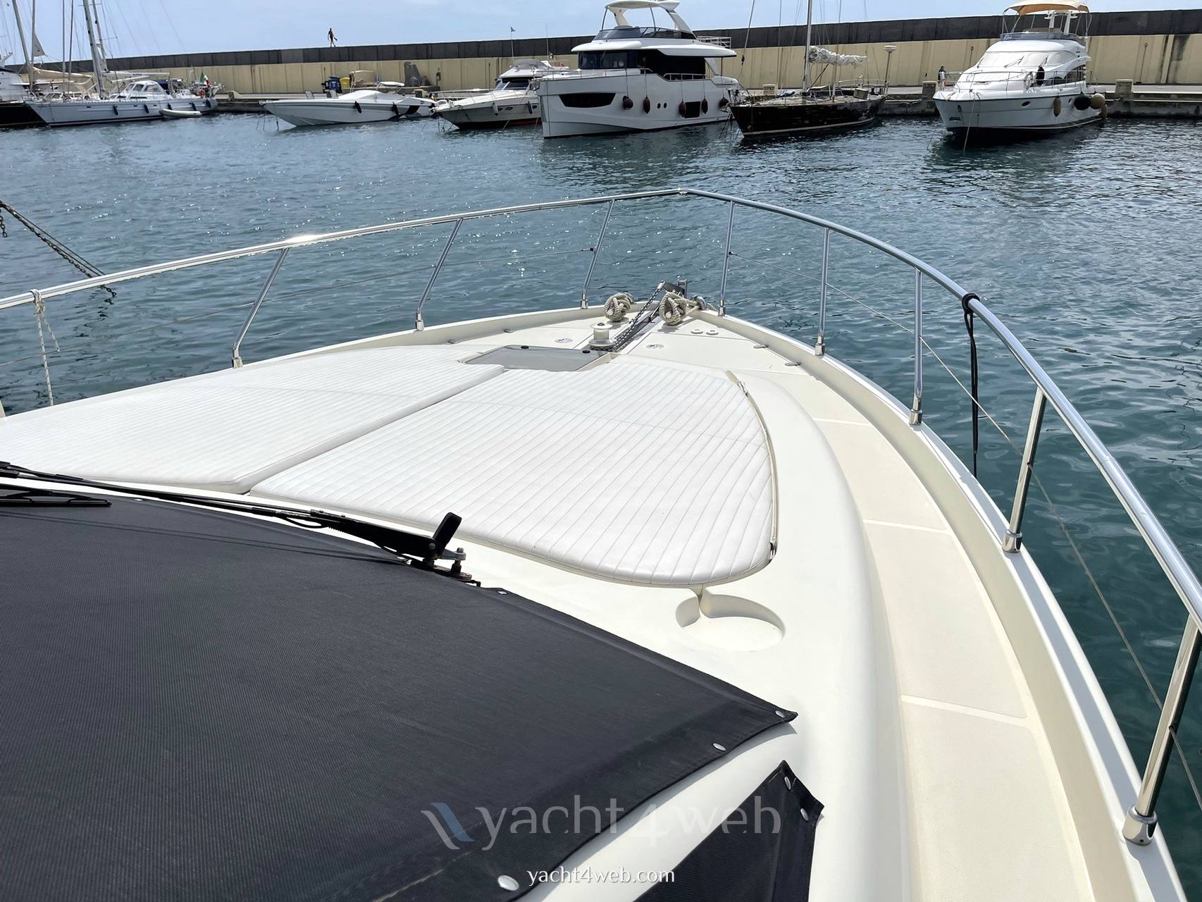 Ferretti yachts 53 usato