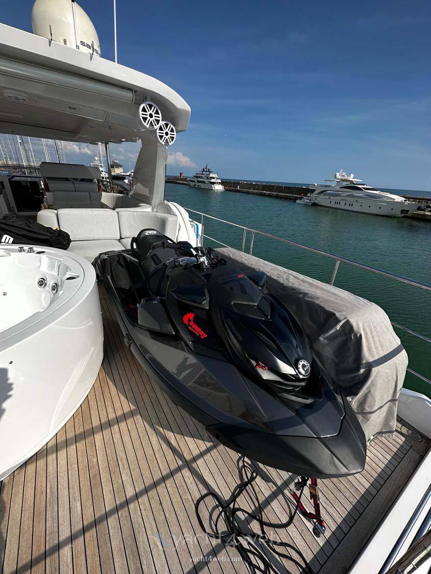 Azimut 27 grande metri
