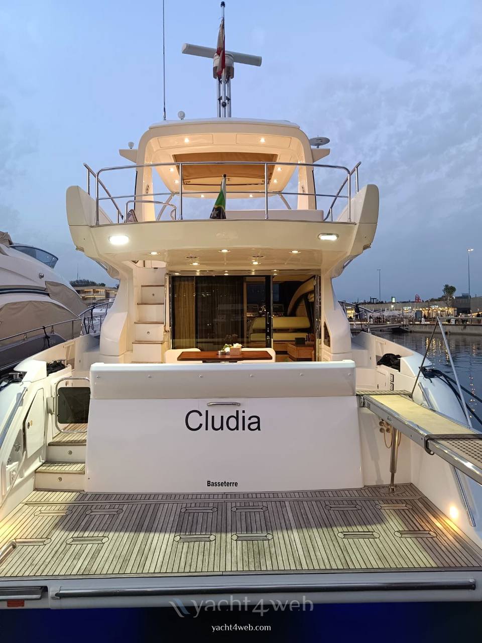 Azimut 54