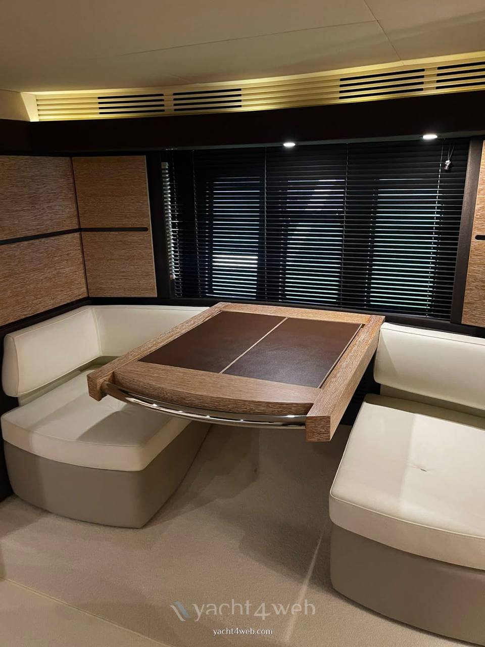 Azimut 54