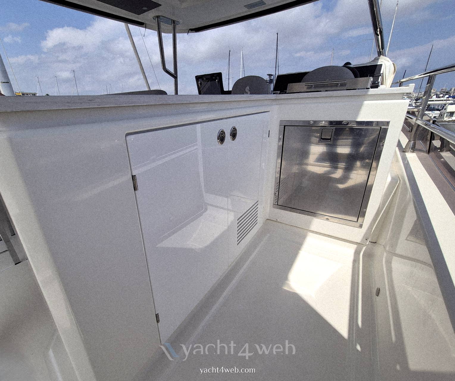 Beneteau Grand trawler 62