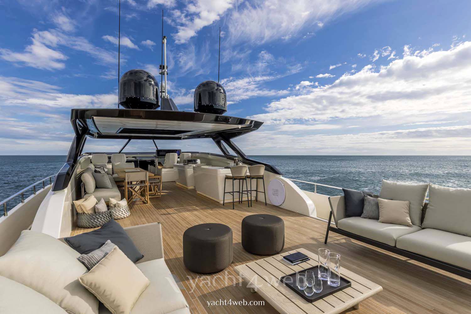 Ferretti yachts 1000
