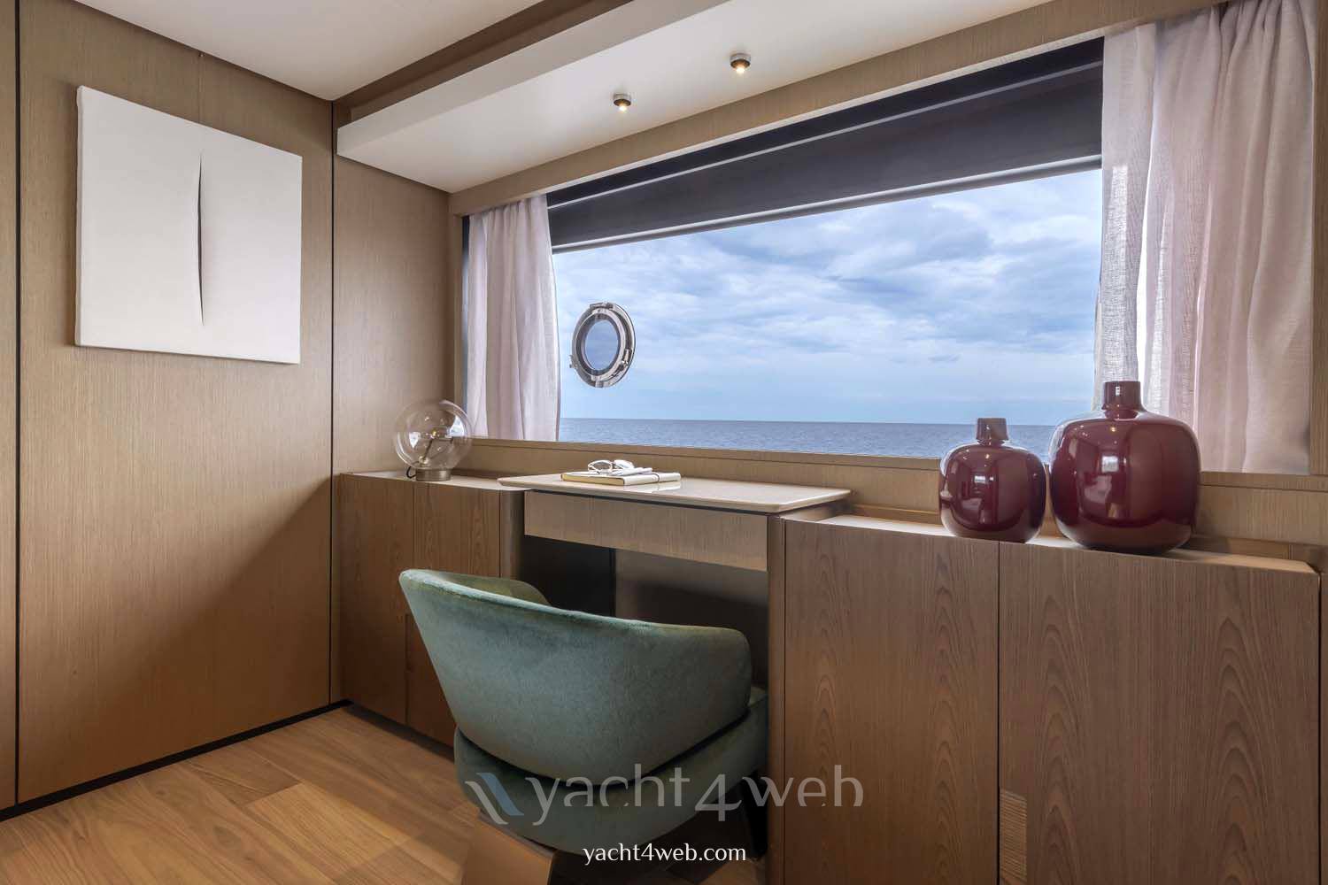 Ferretti yachts 1000