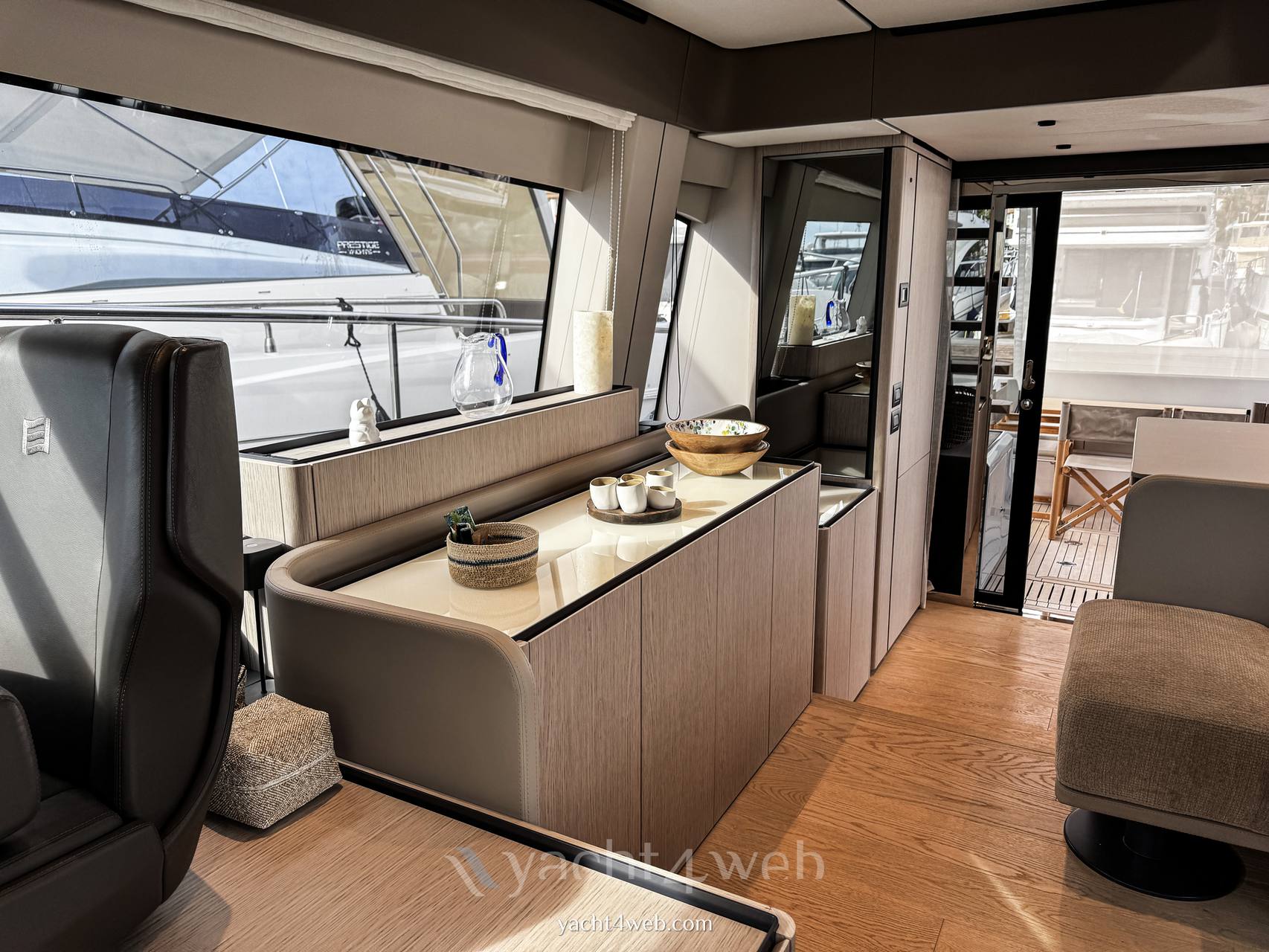 Ferretti yachts 580
