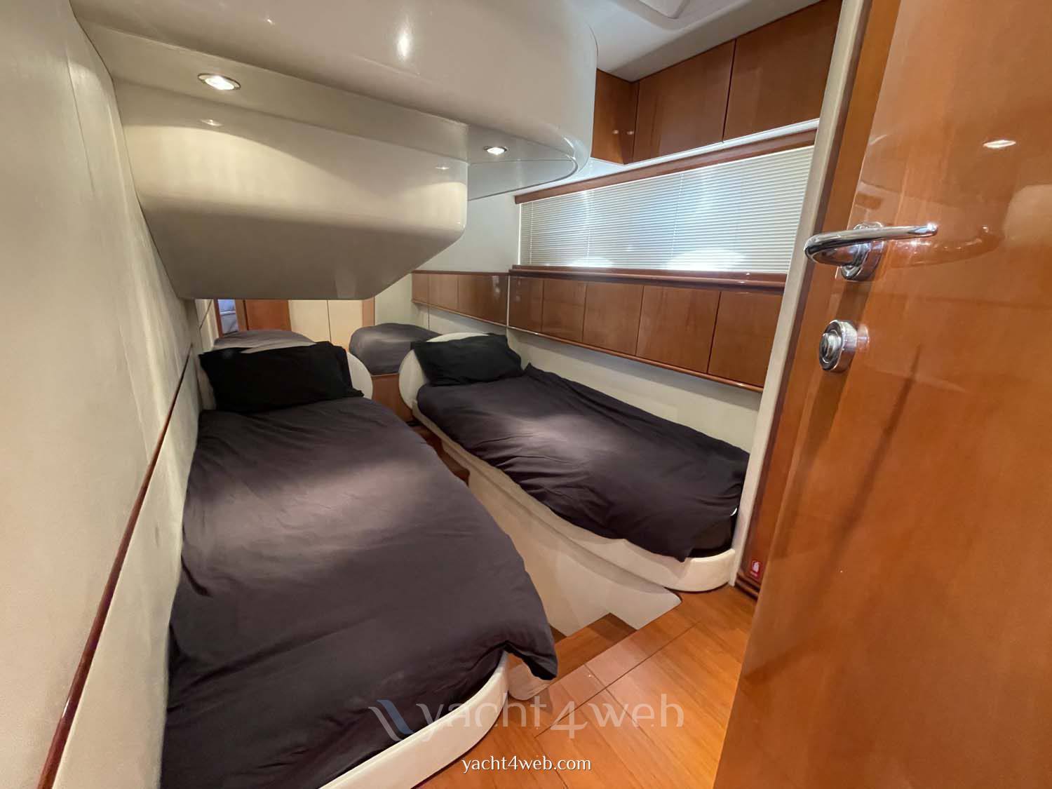 Pershing 50