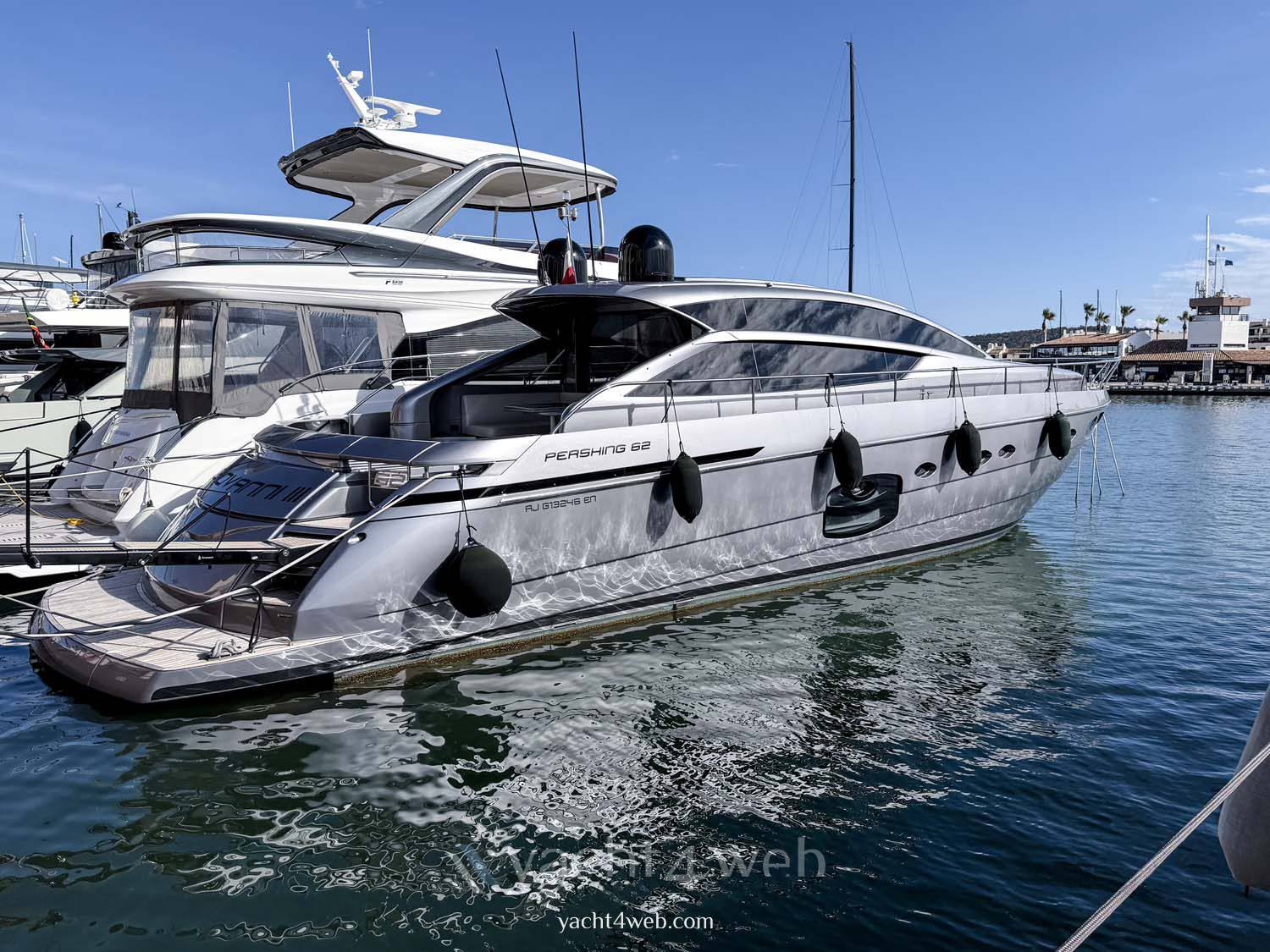 Pershing 62
