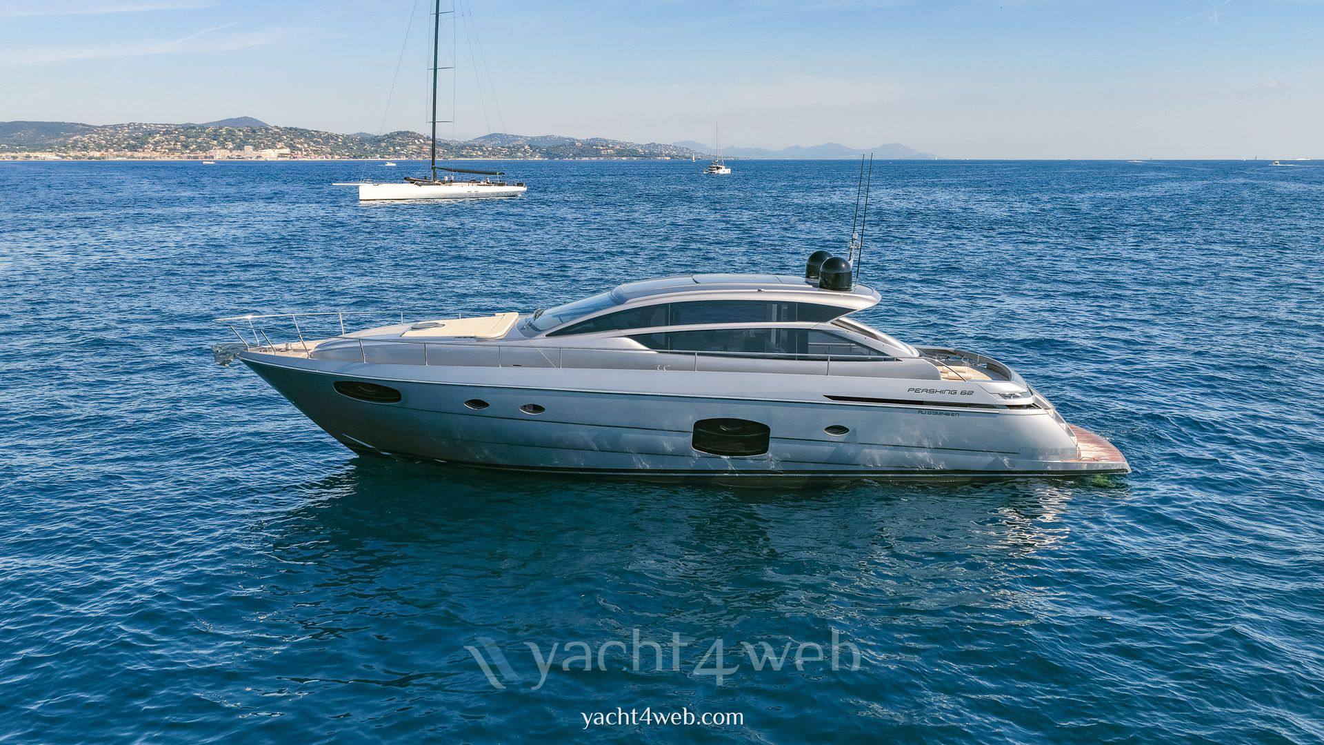 Pershing 62