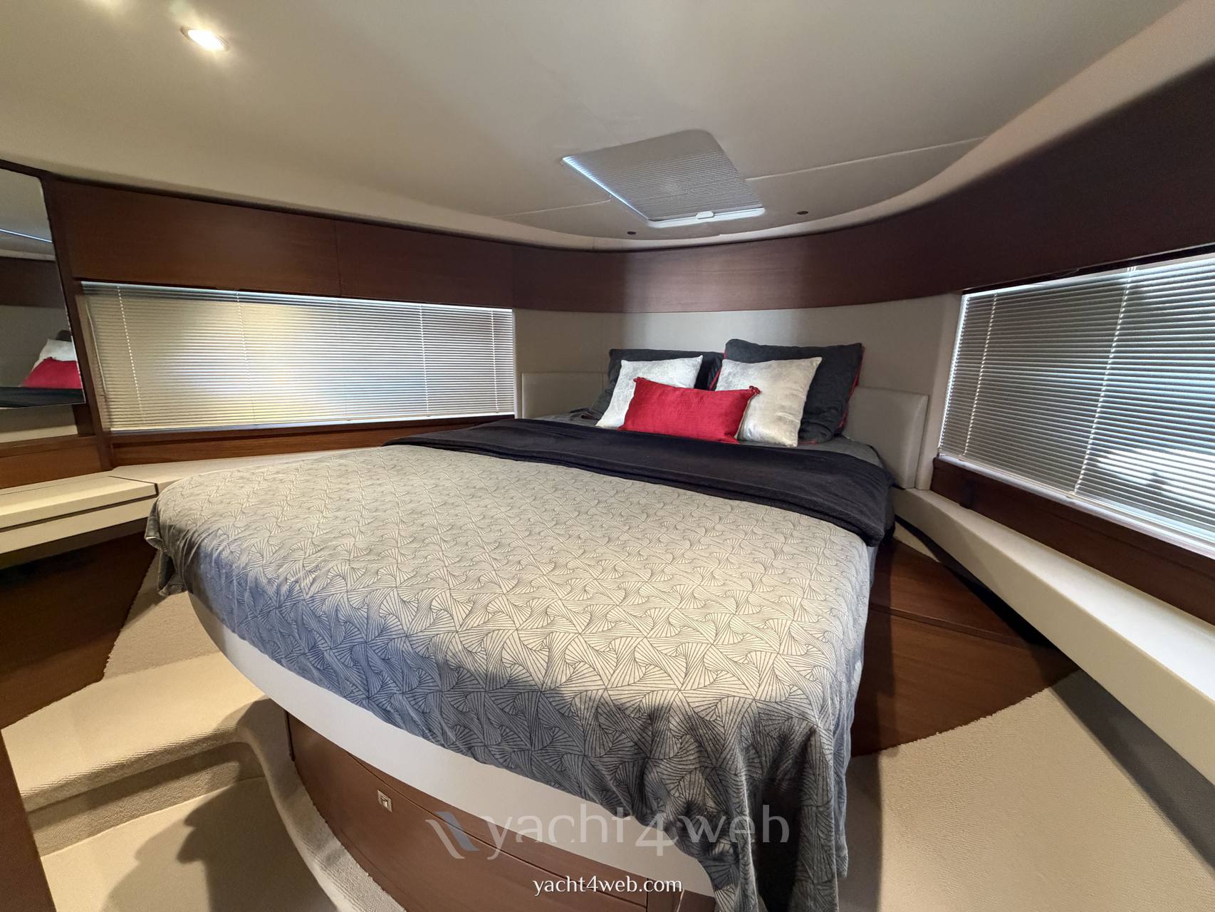 Princess yachts F49