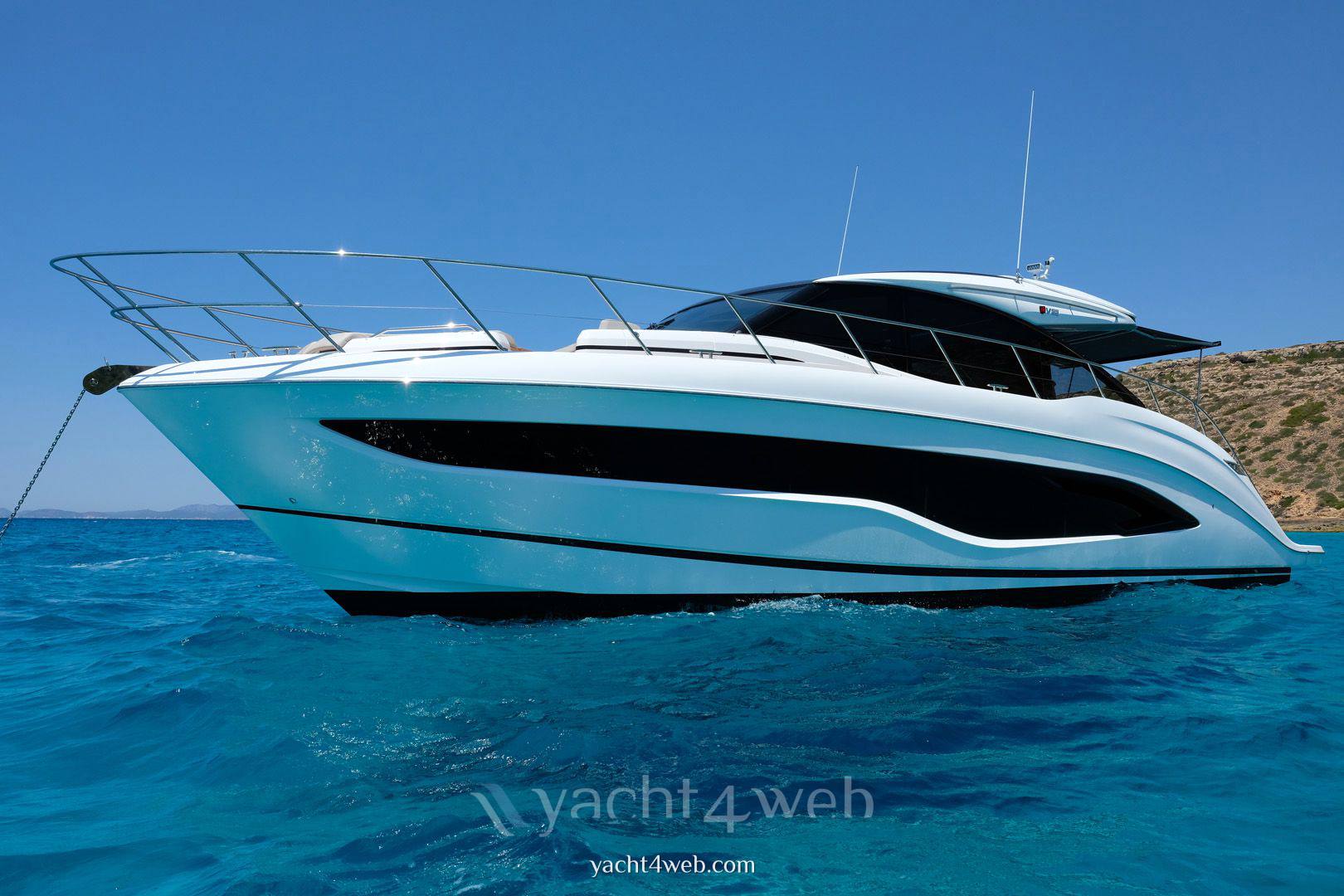 Princess yachts V55