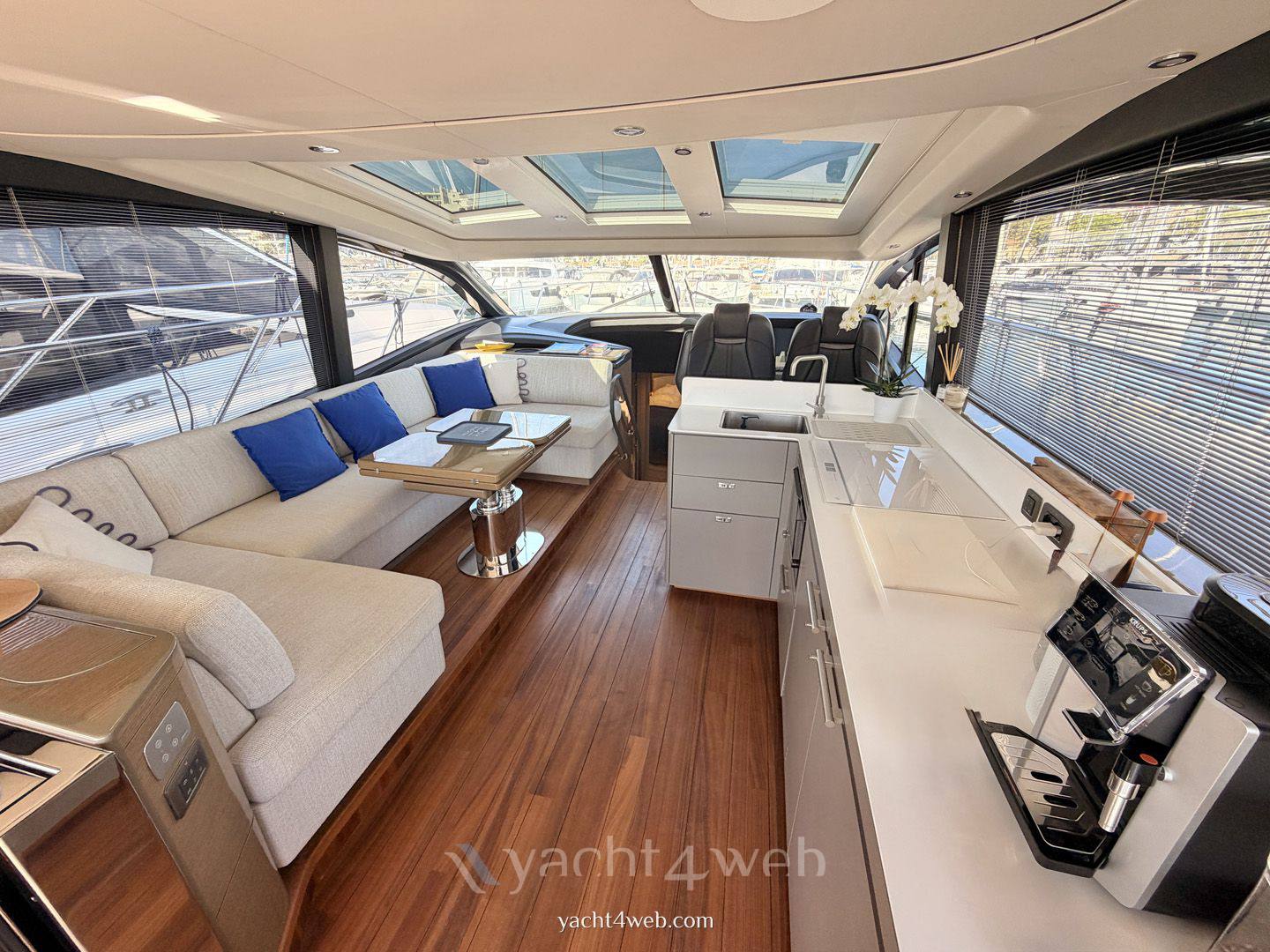 Princess yachts V55